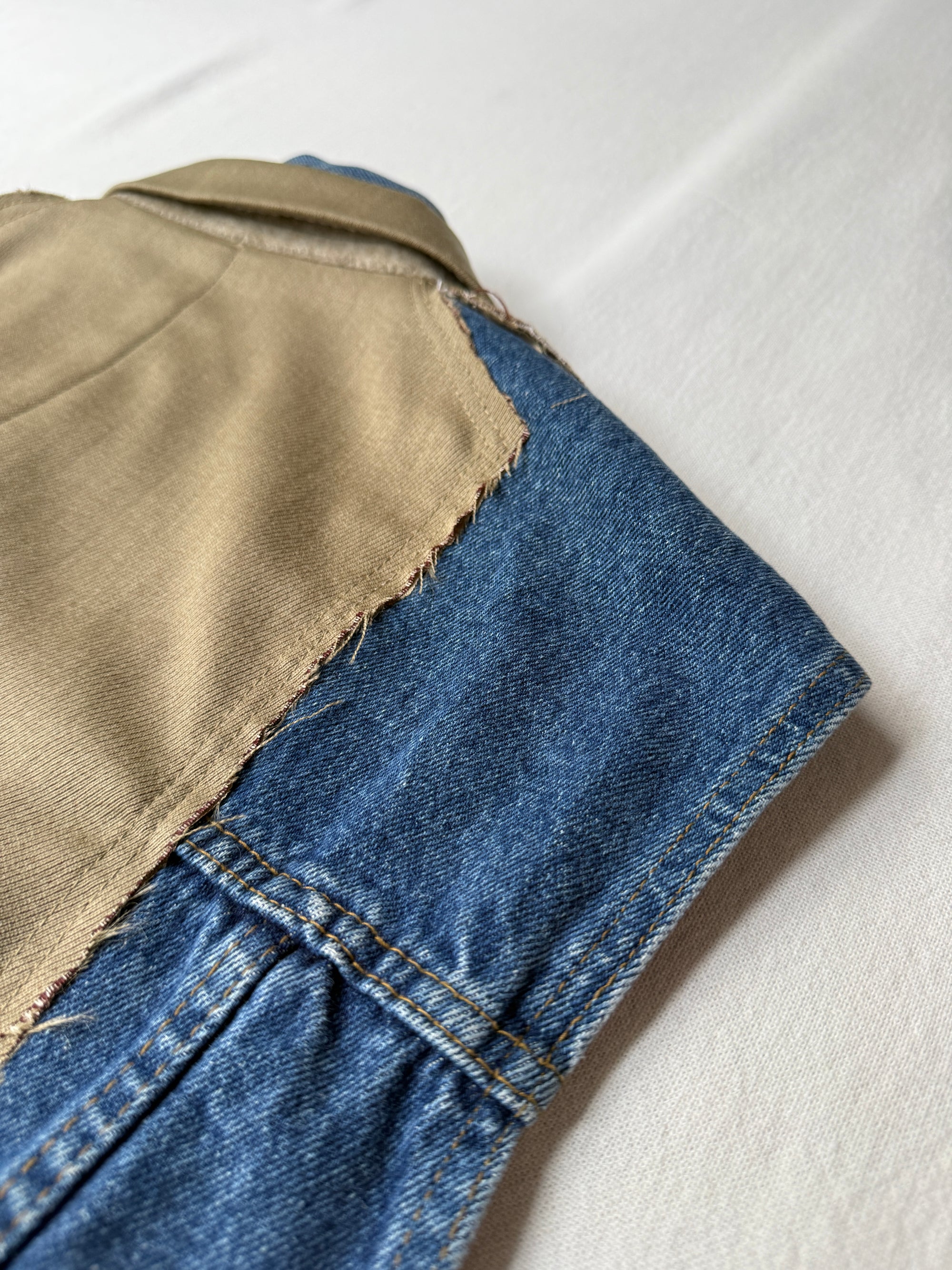 ID25-021 / hybrid layered vest【B】