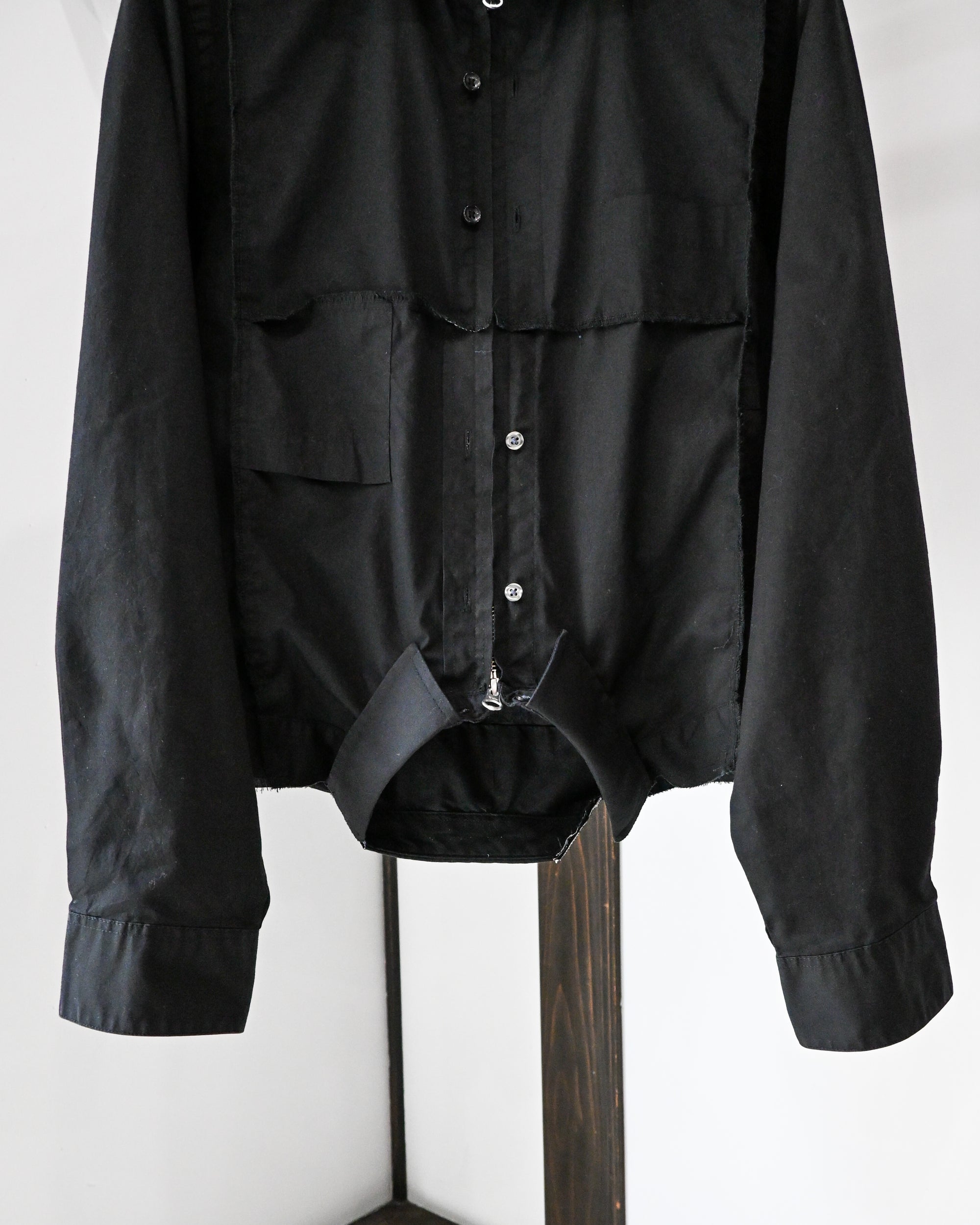 ID26−019-F / mirrored zip shirt【A】