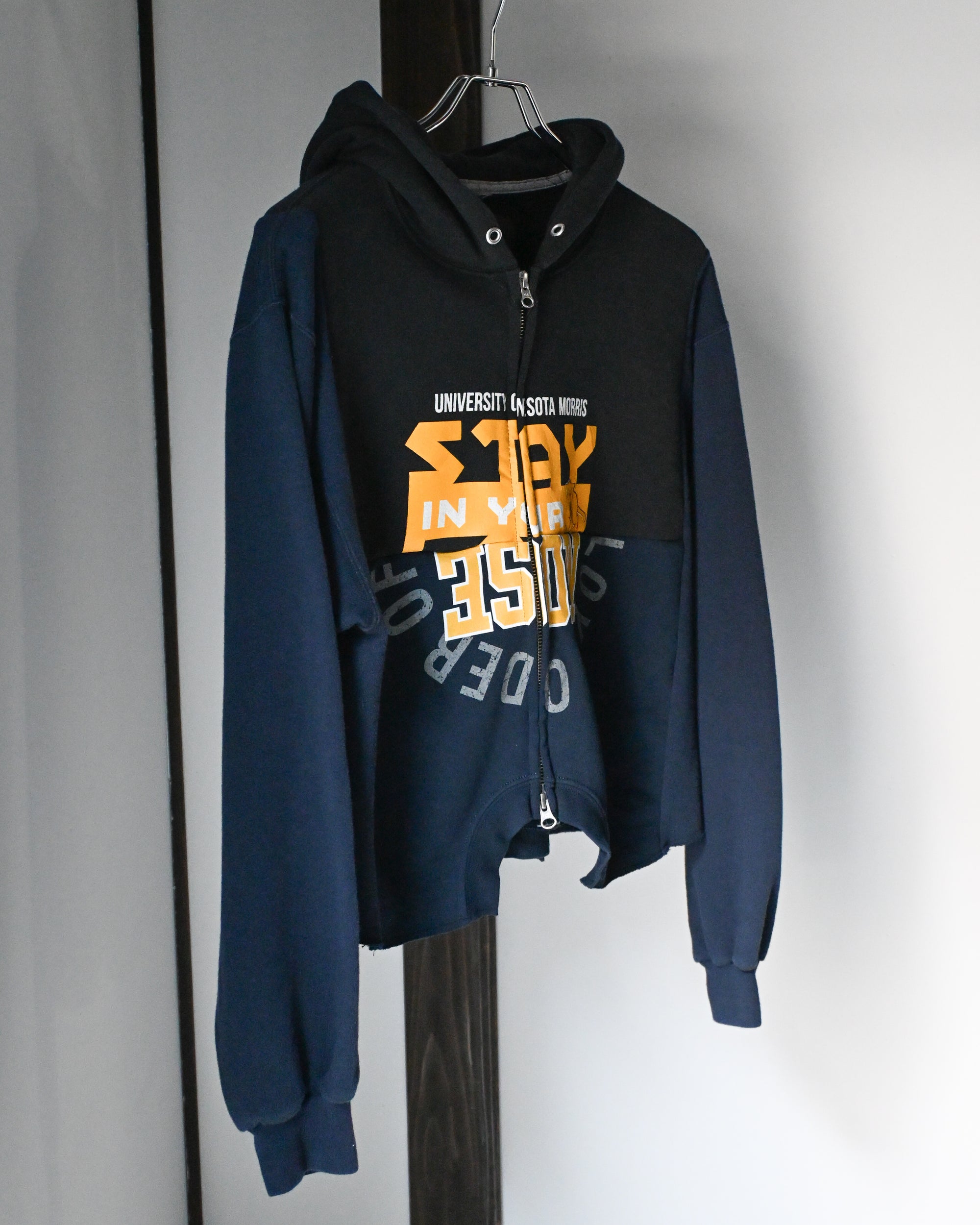 ID26-010-F / mirrored zip hoodie【B】