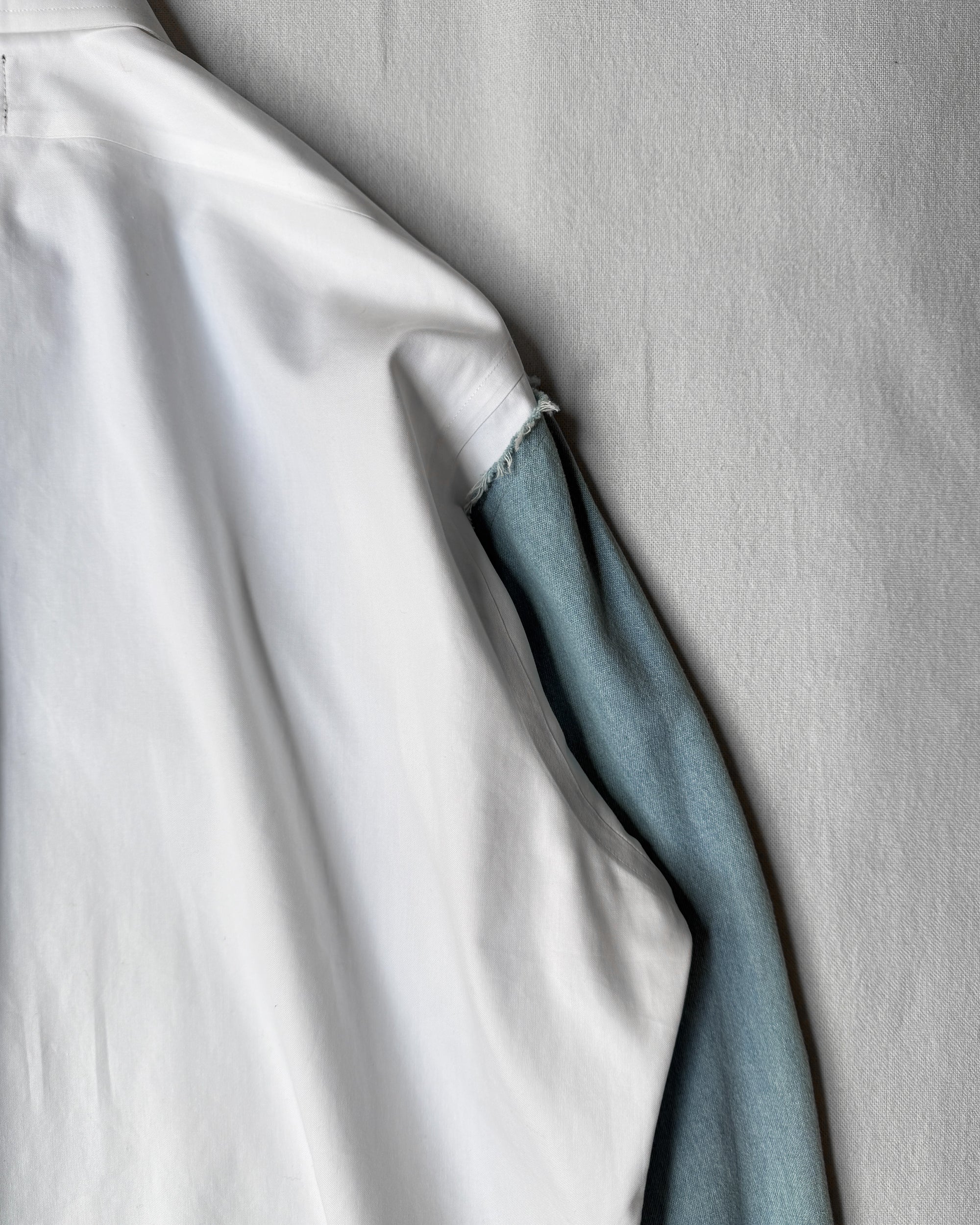 ID25-019 / docking fake layered shirt【A】