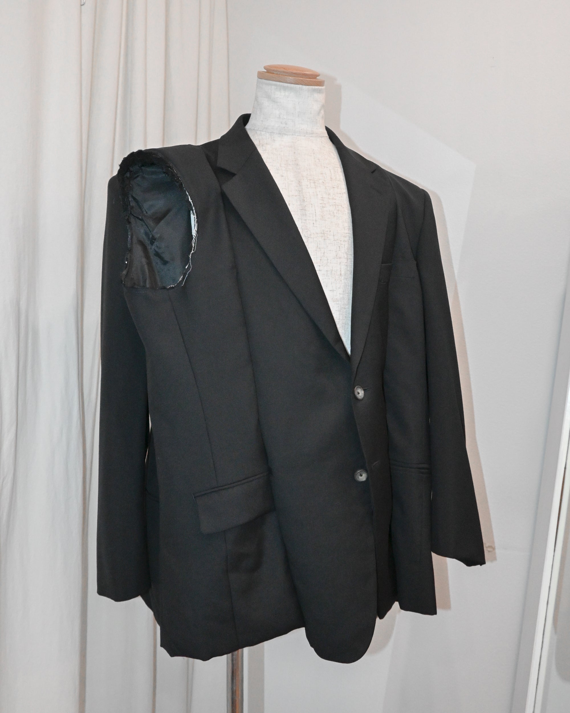 ID26-011-F / avant-garde tailored 【B】