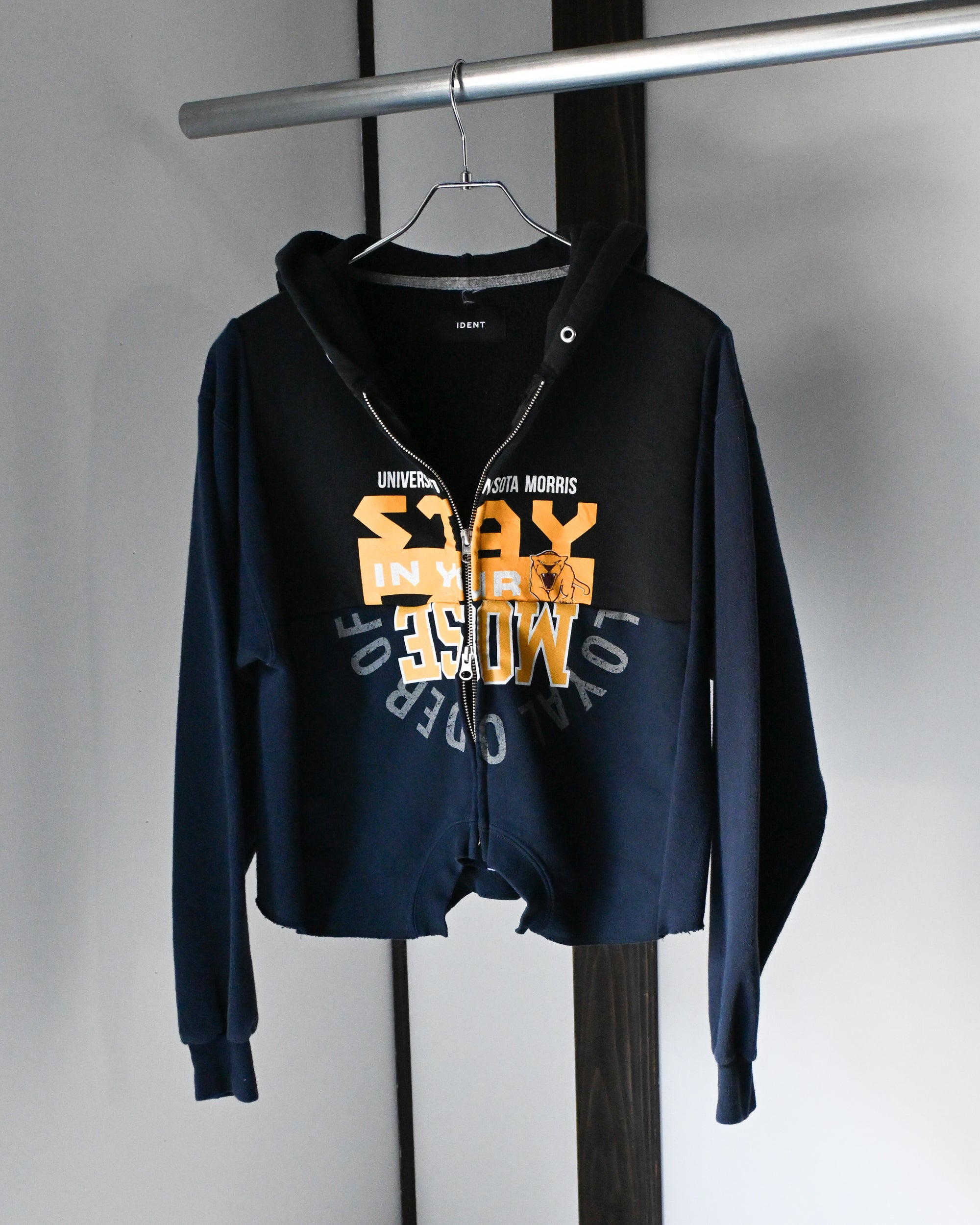 ID26-010-F / mirrored zip hoodie【B】