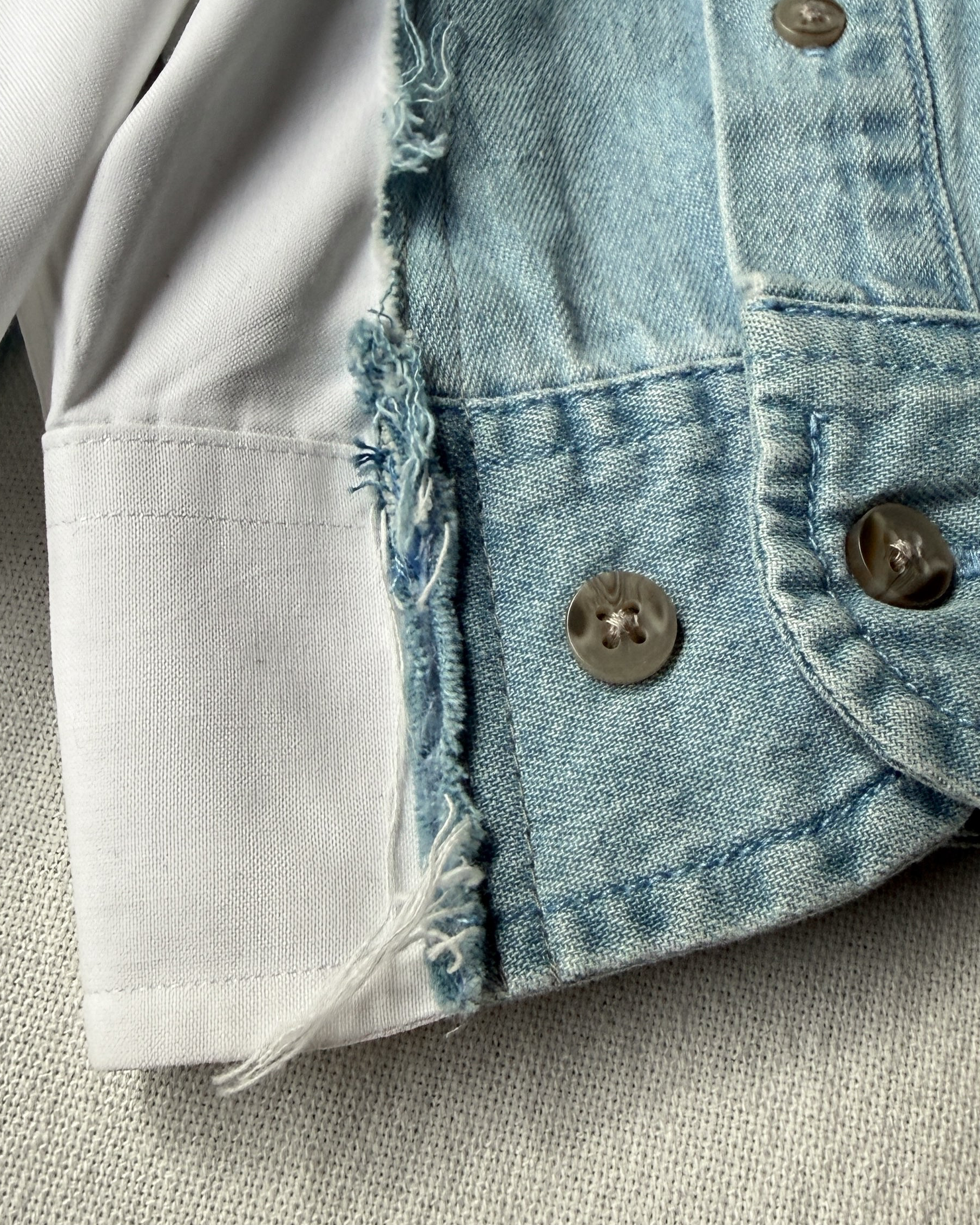 ID25-019 / docking fake layered shirt【A】