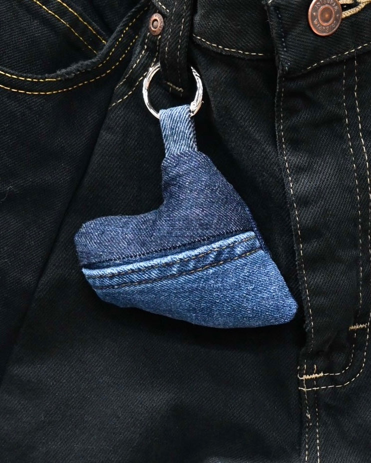 ID26-033-F /  denim heart charm【B】