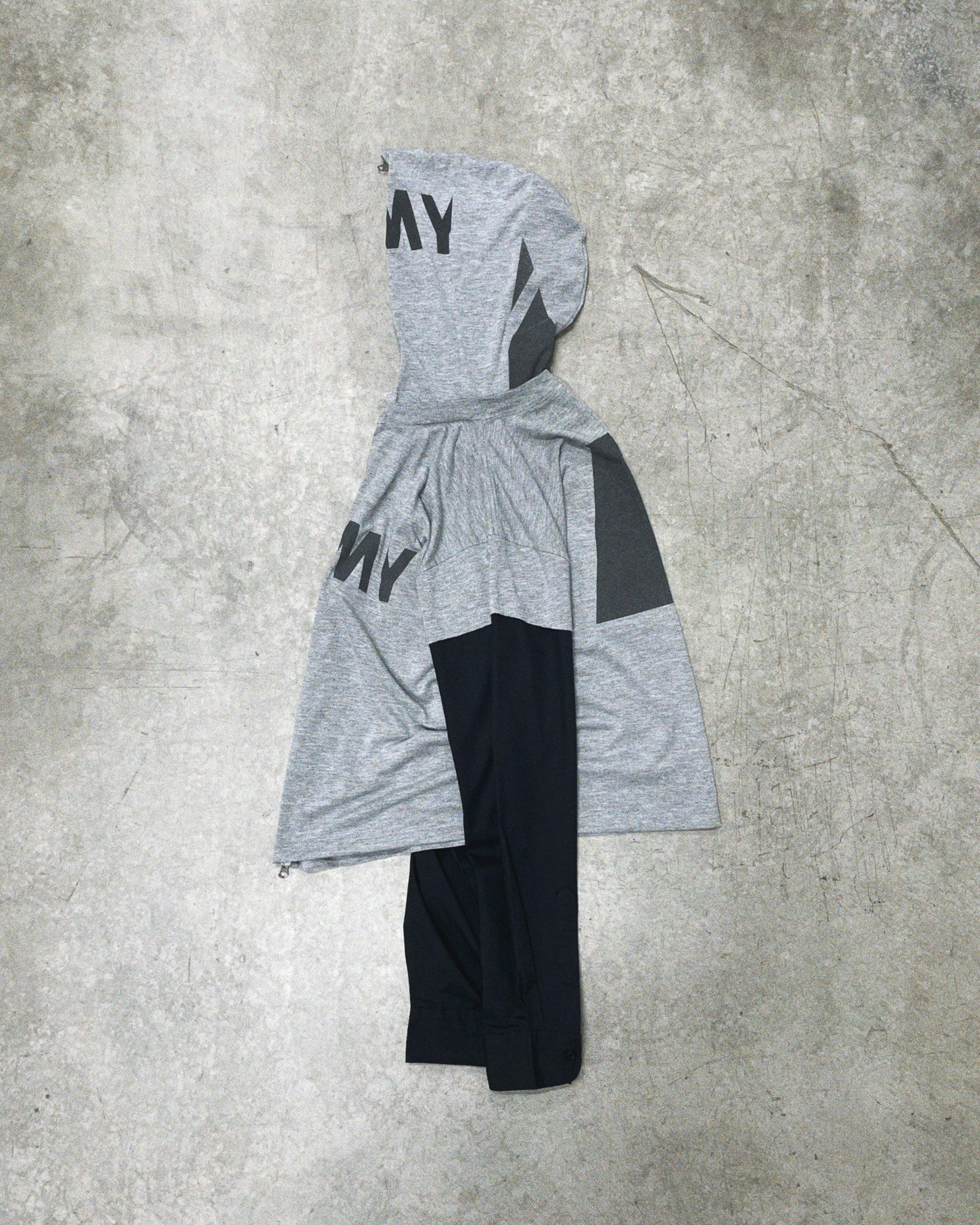 ID26-037-F / layered ARMY top【A】