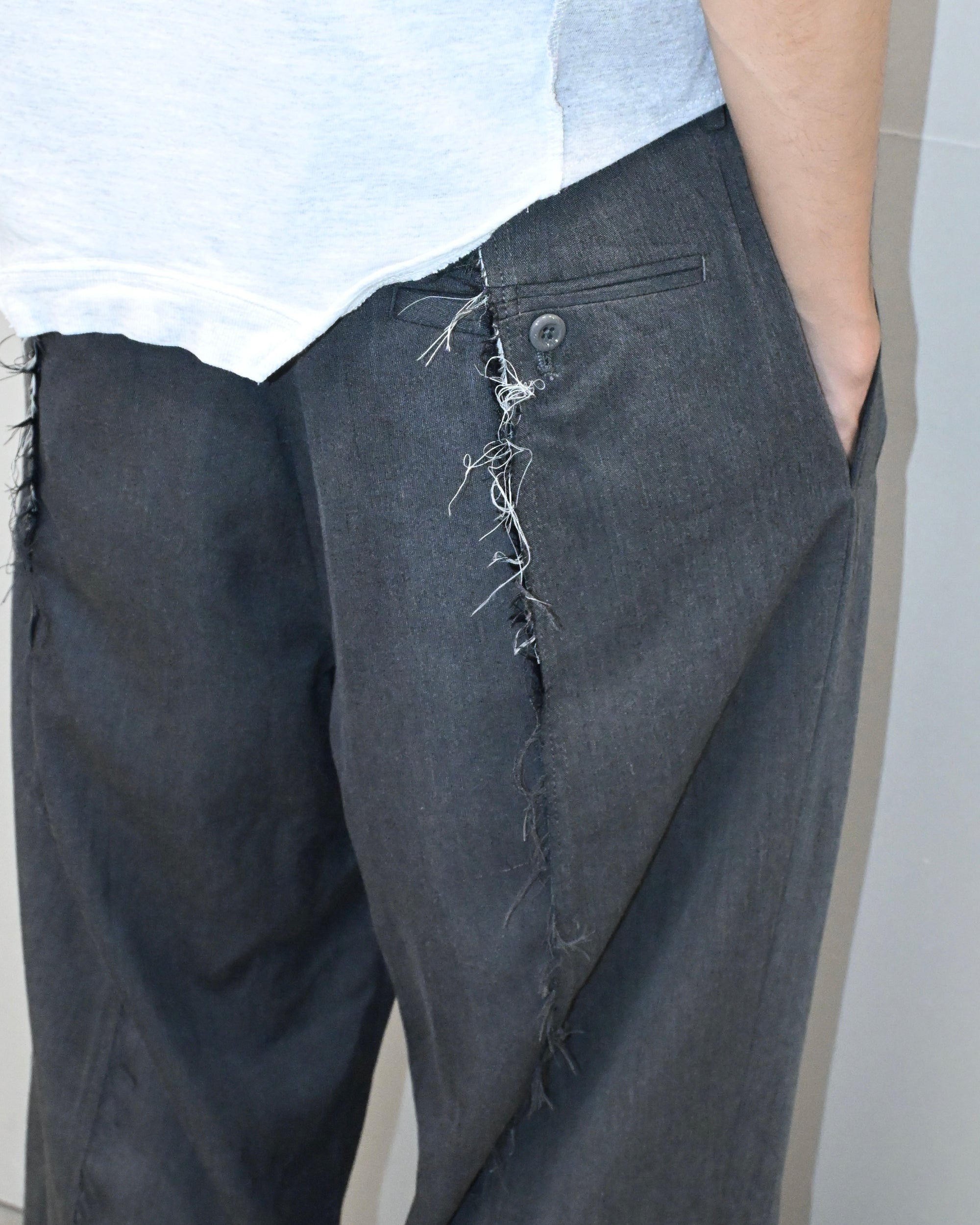 ID26-046-M / docking straight slacks【A】