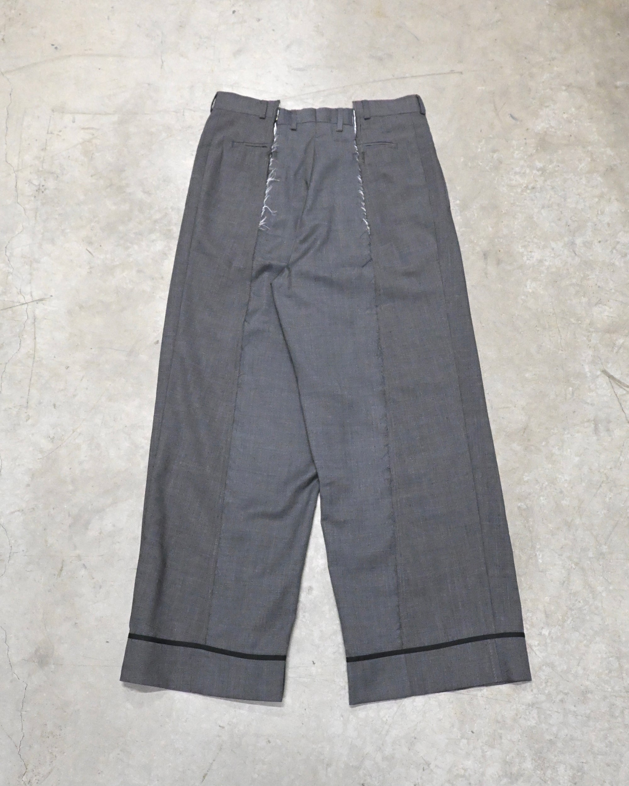 ID26-046-M / docking straight slacks【B】