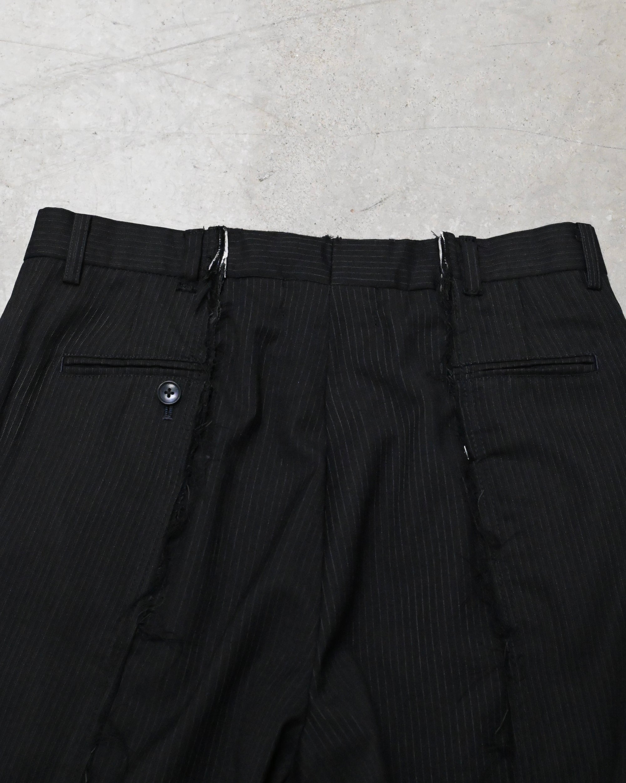 ID26-046-S / docking straight slacks【A】