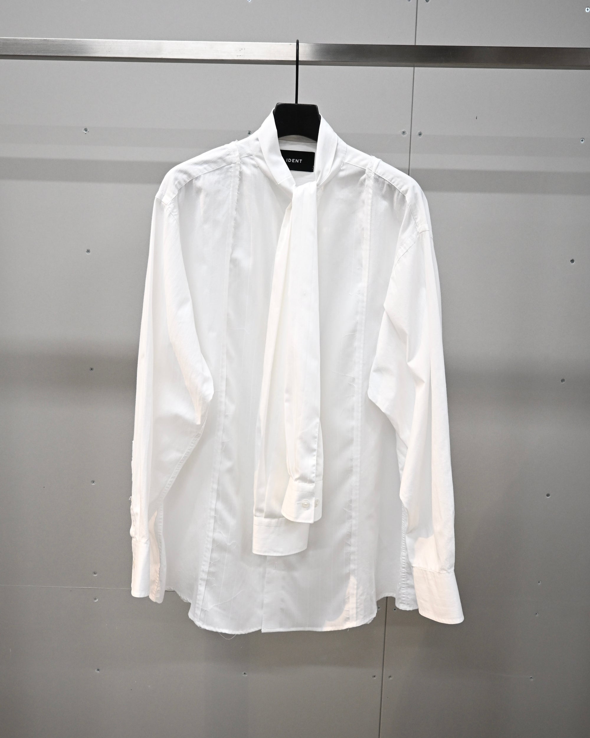 ID26-004-03-F / docking ribbon shirt【A】