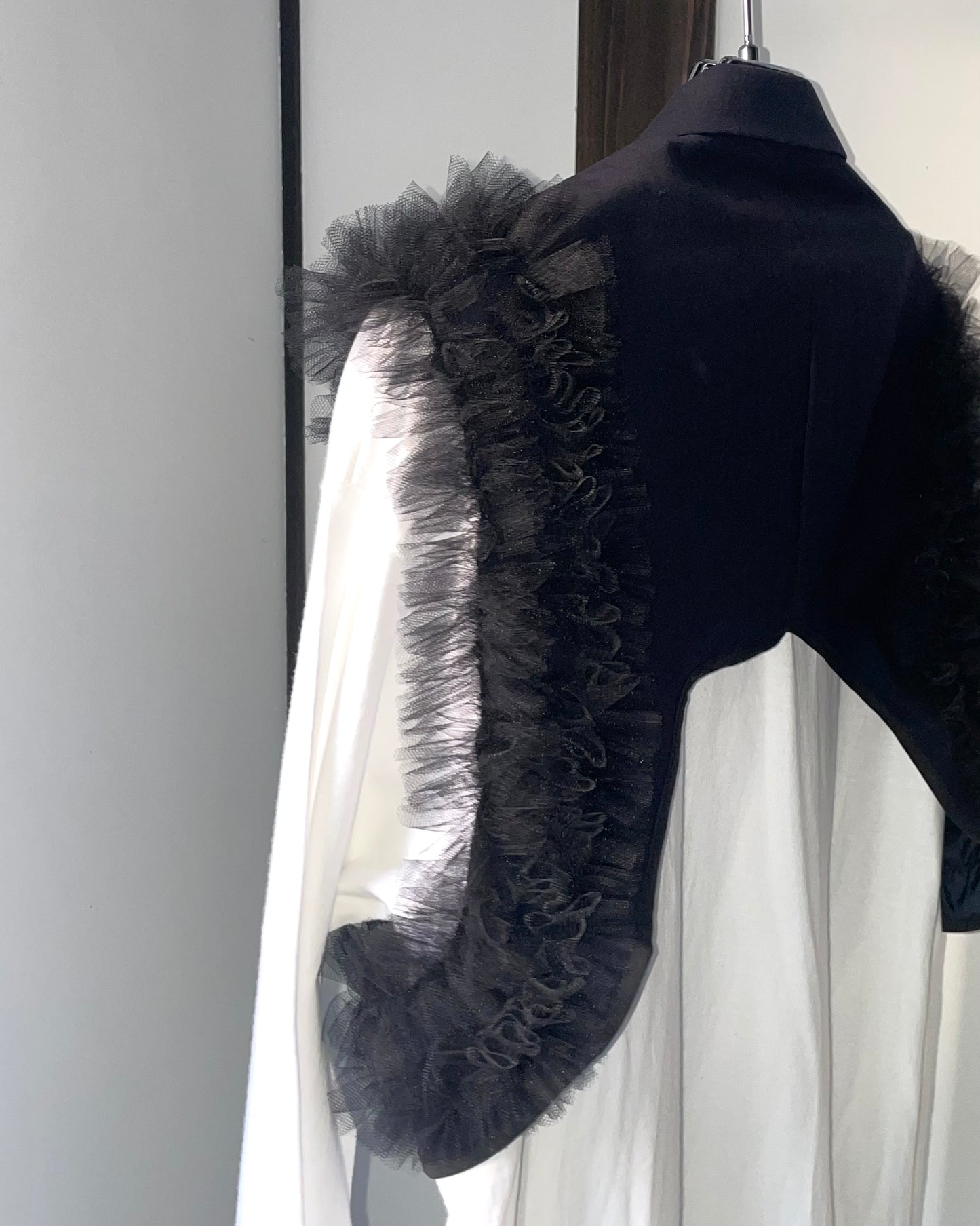 RE-011-04 / tailored frill harness【A】