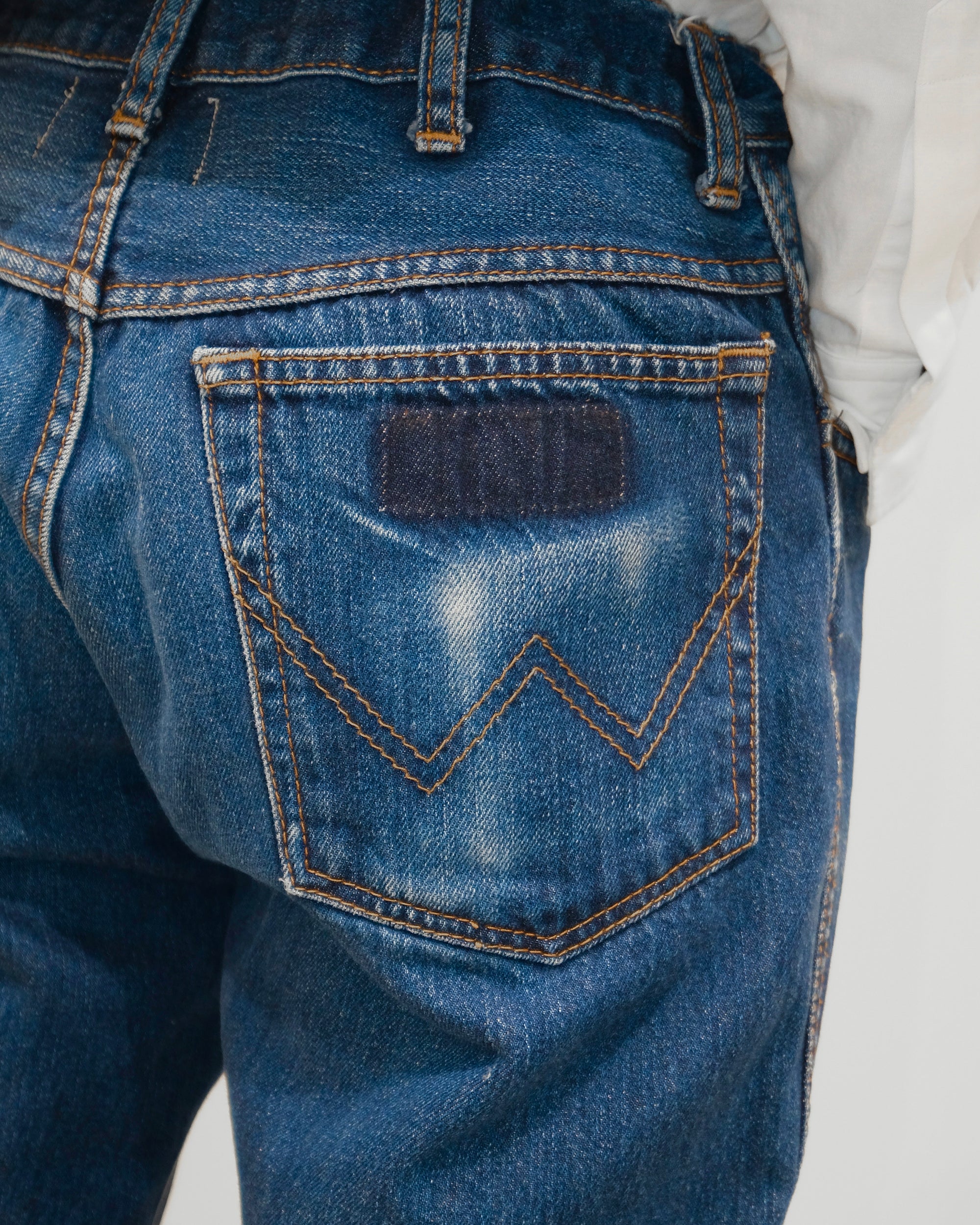 ID26-009-F / cut off straight denim【B】
