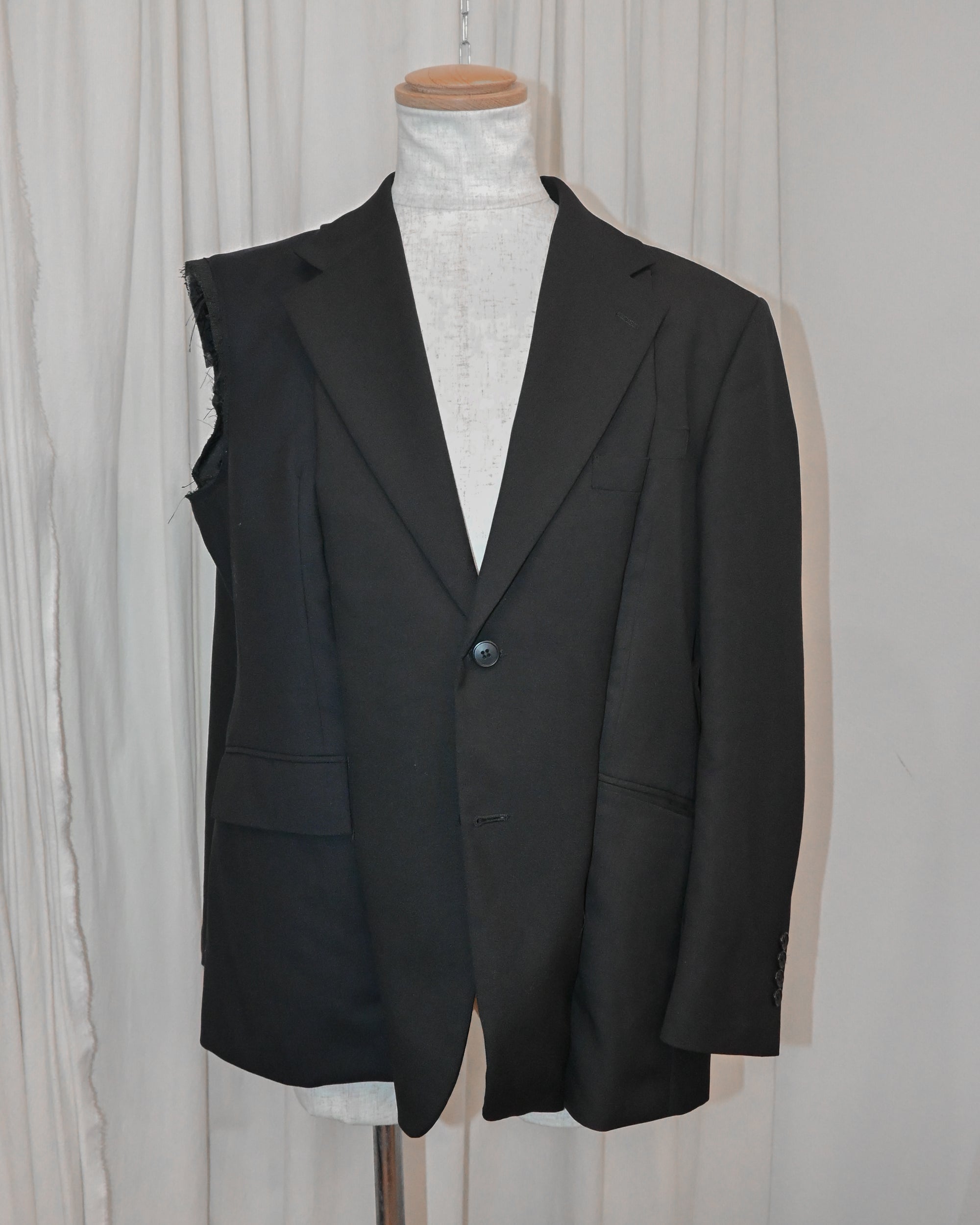 ID26-011-F / avant-garde tailored 【A】