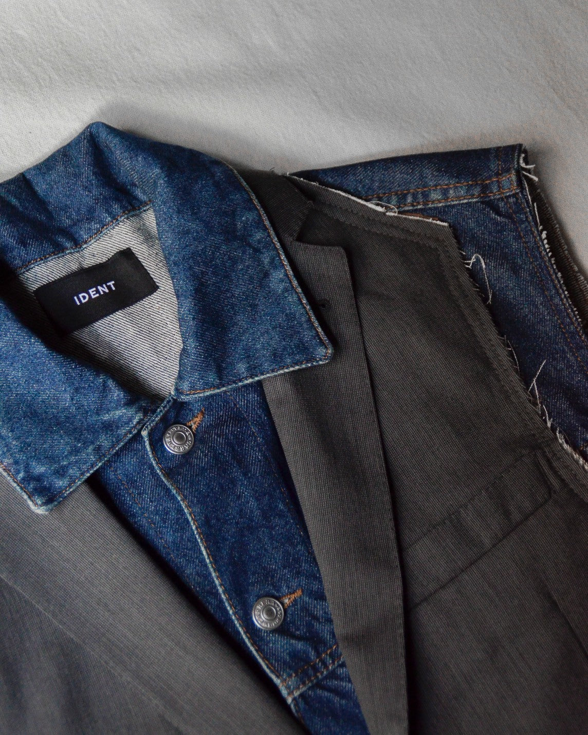 ID25-021 / hybrid layered vest【A】