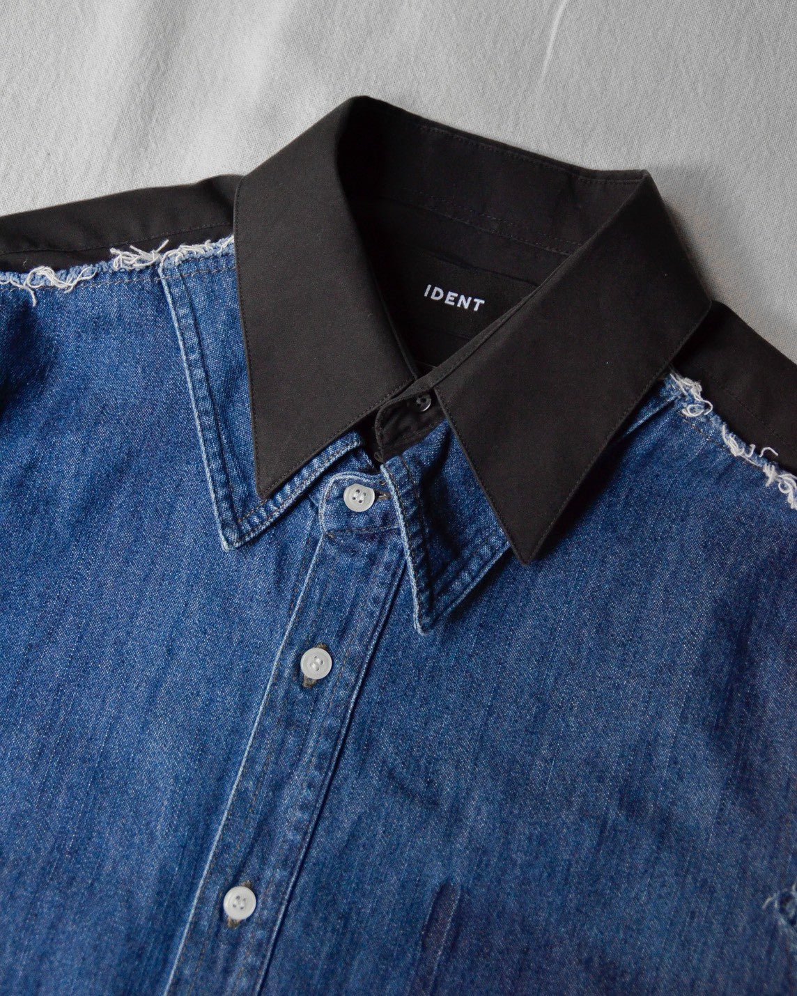 ID25-019 / docking fake layered shirt【A】
