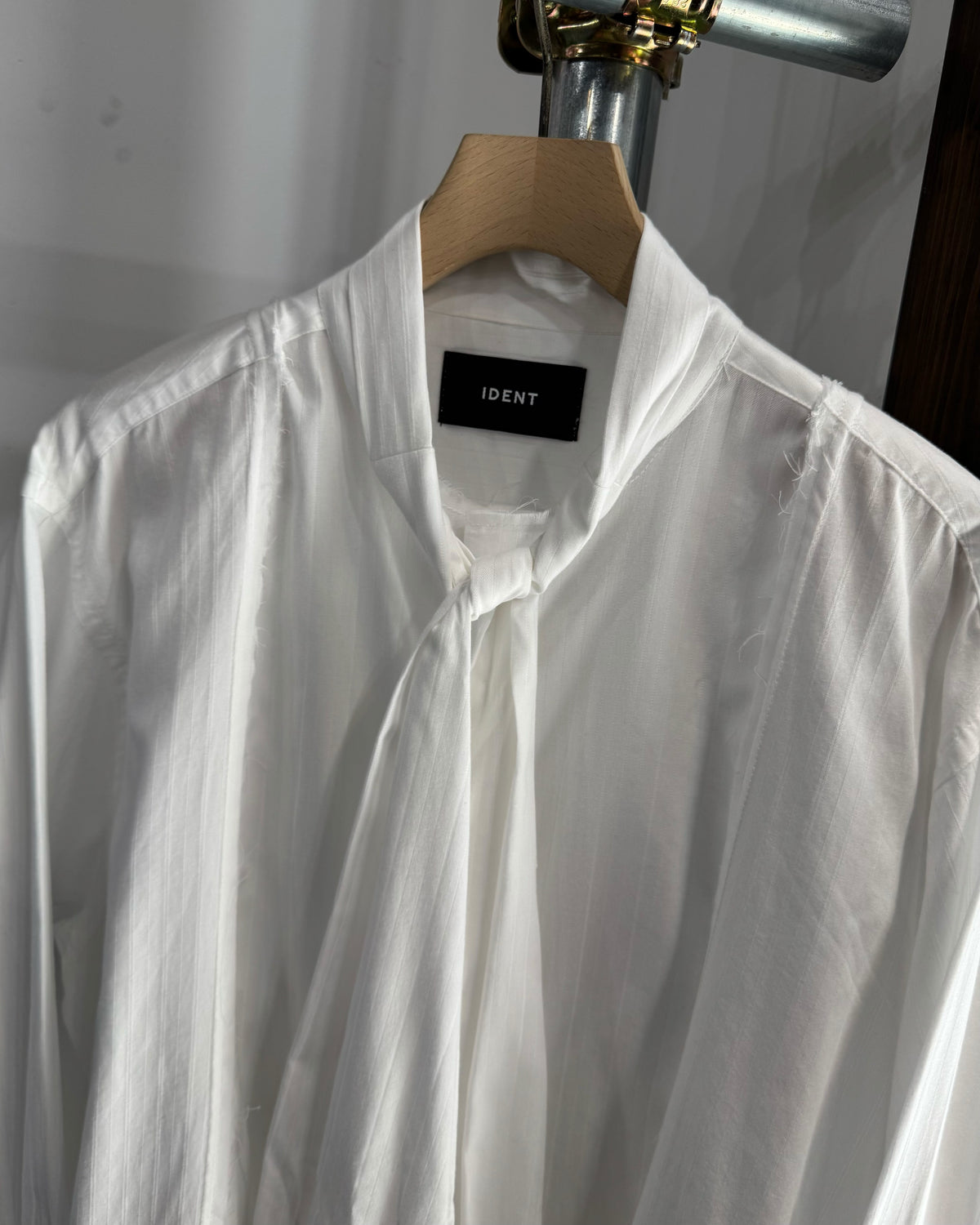ID26-004-03-F / docking ribbon shirt【B】