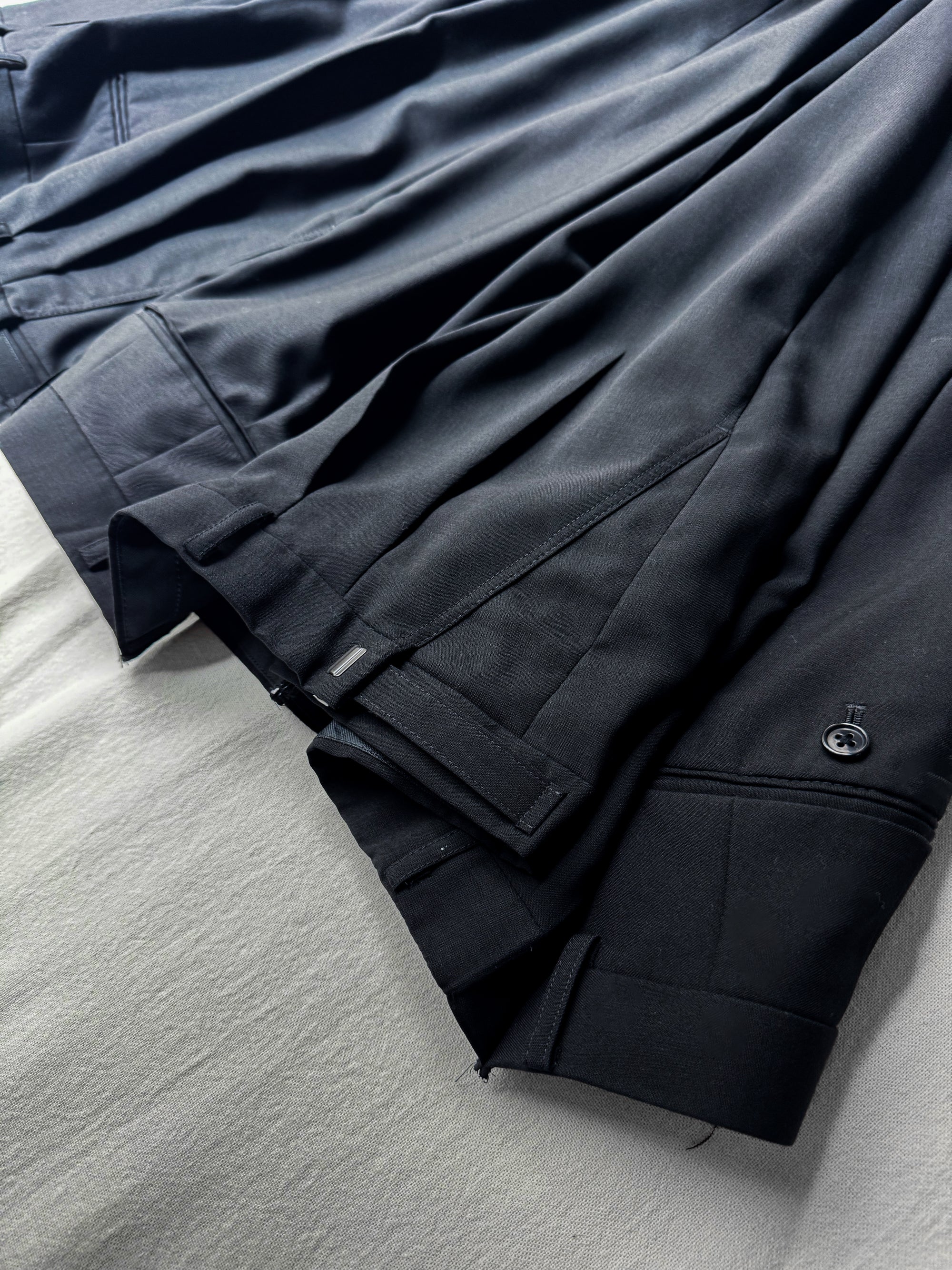 ID25-011 / rebuild skirt【A】