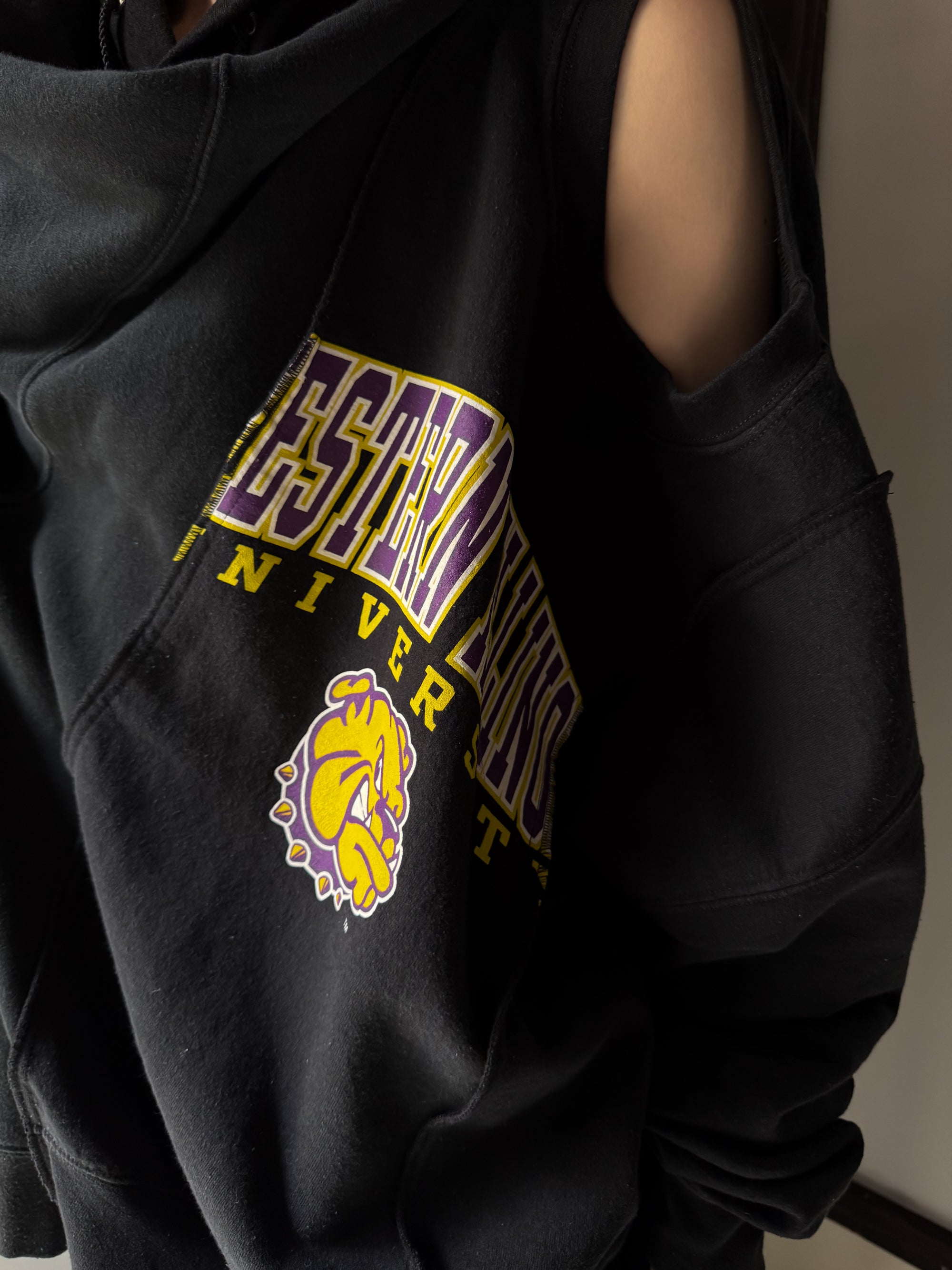 ID25-018 / two face sweat【A】