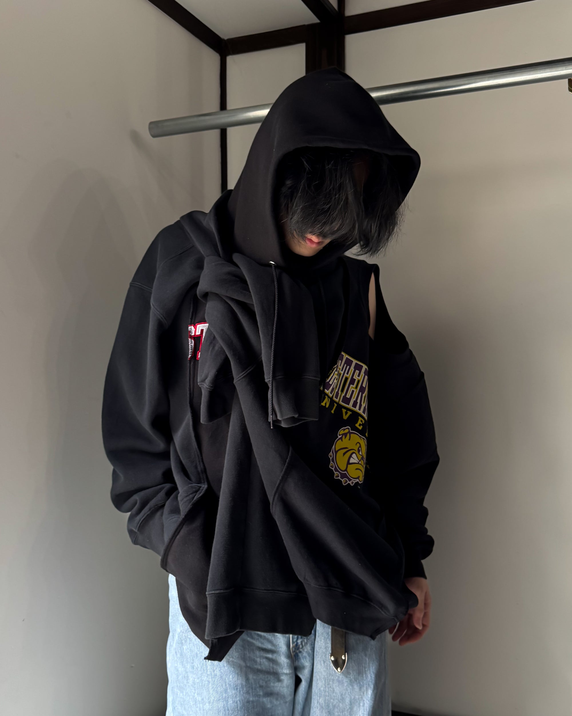 ID25-018 / two face sweat【A】