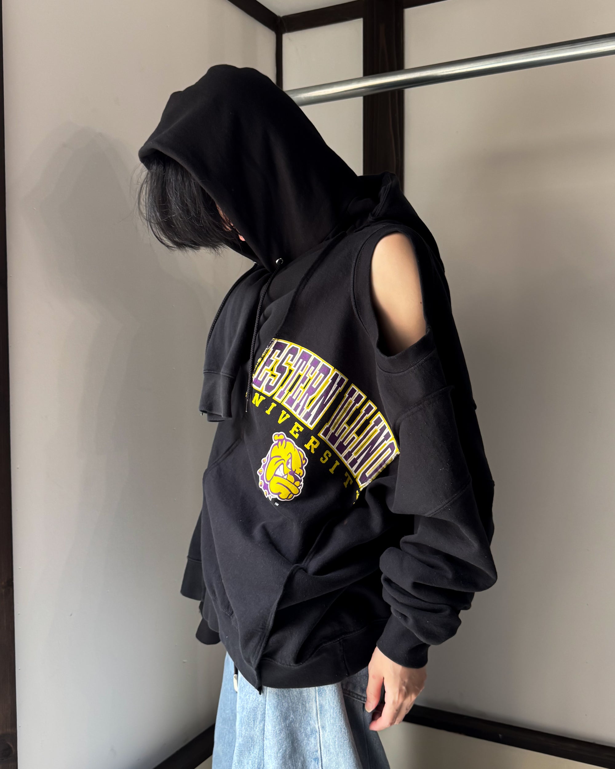 ID25-018 / two face sweat【A】