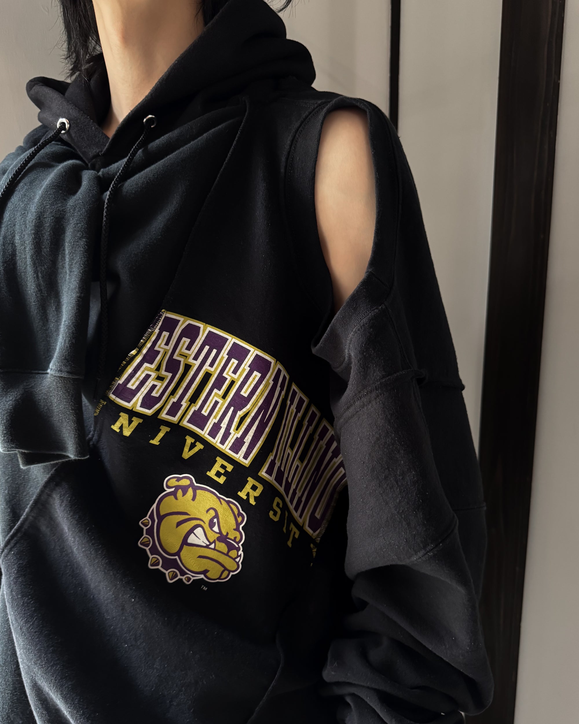 ID25-018 / two face sweat【A】