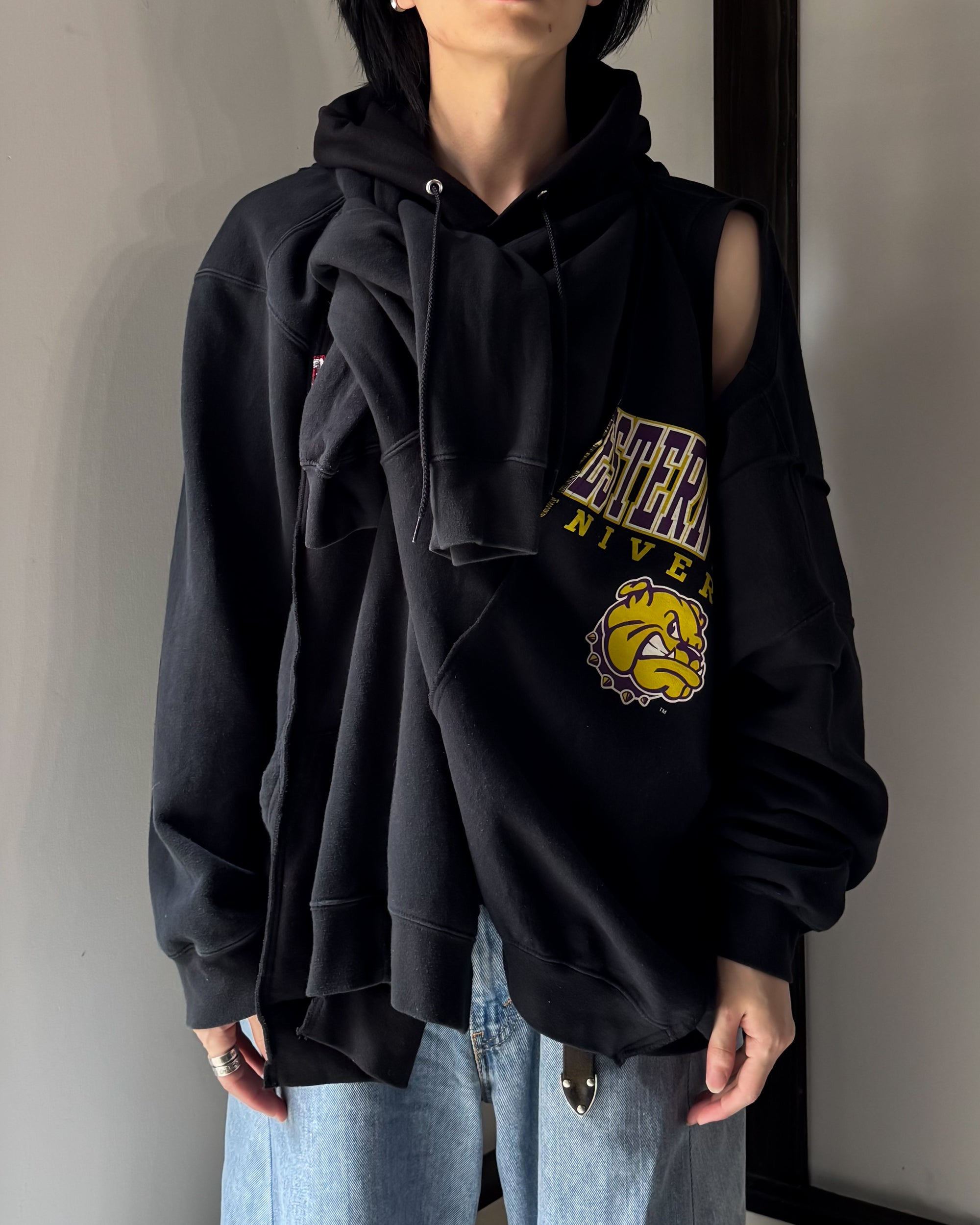 ID25-018 / two face sweat【A】