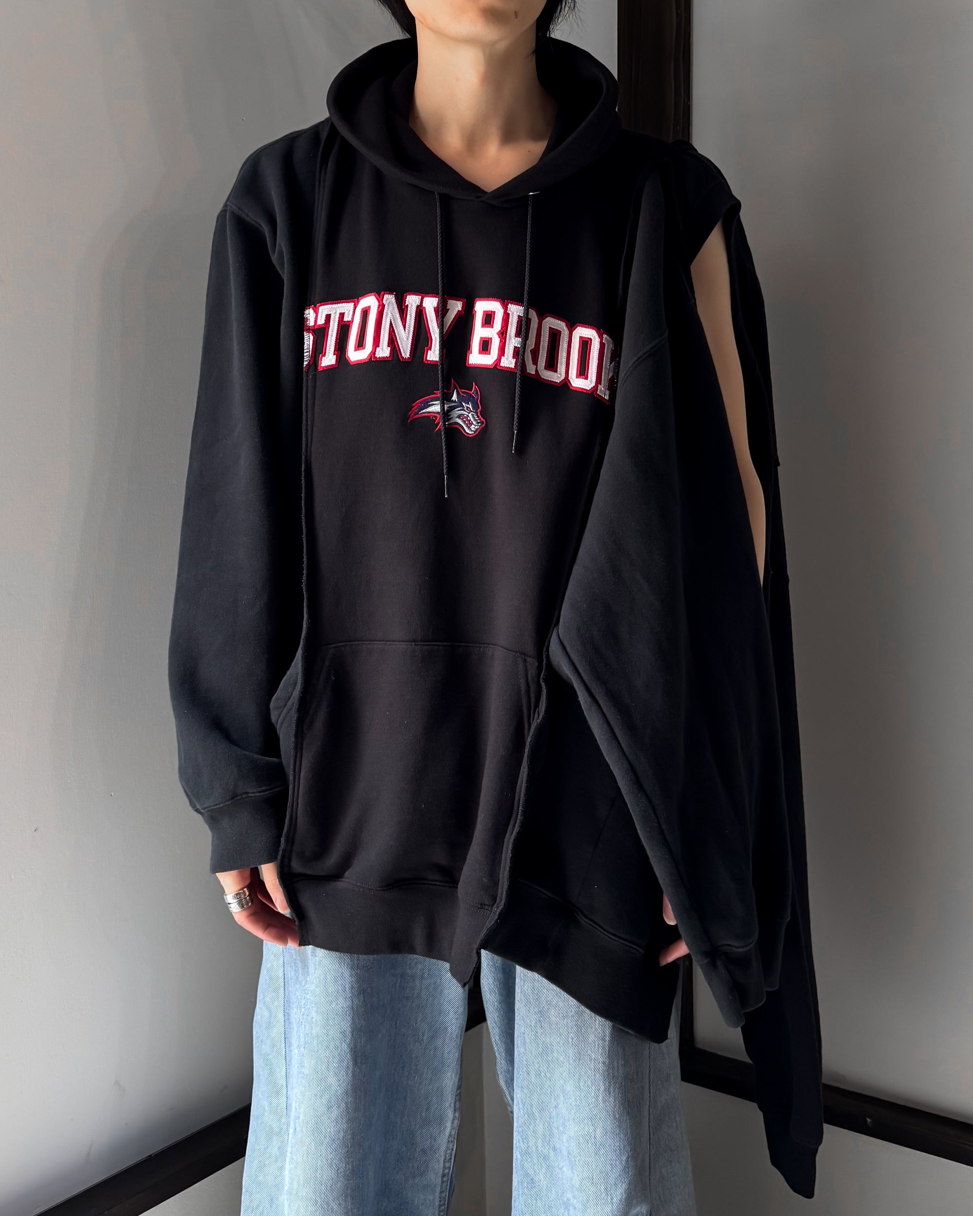 ID25-018 / two face sweat【A】