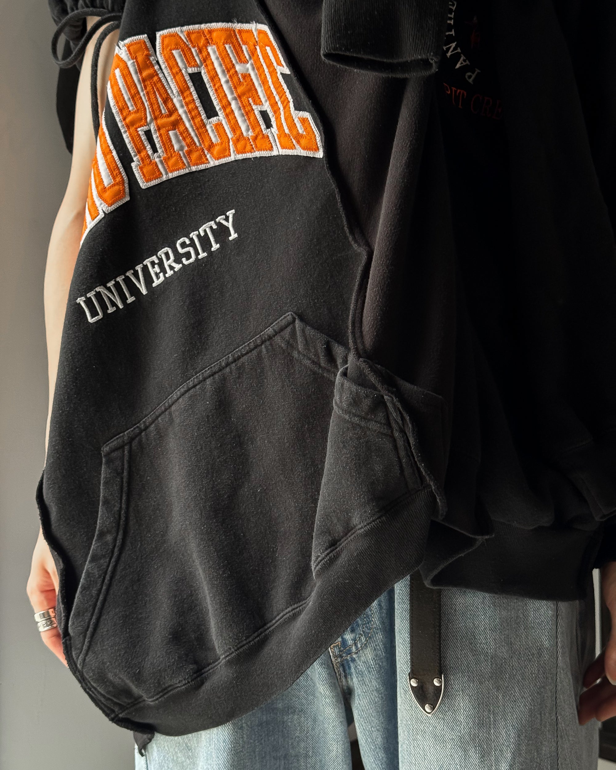 ID25-018 / two face sweat【C】