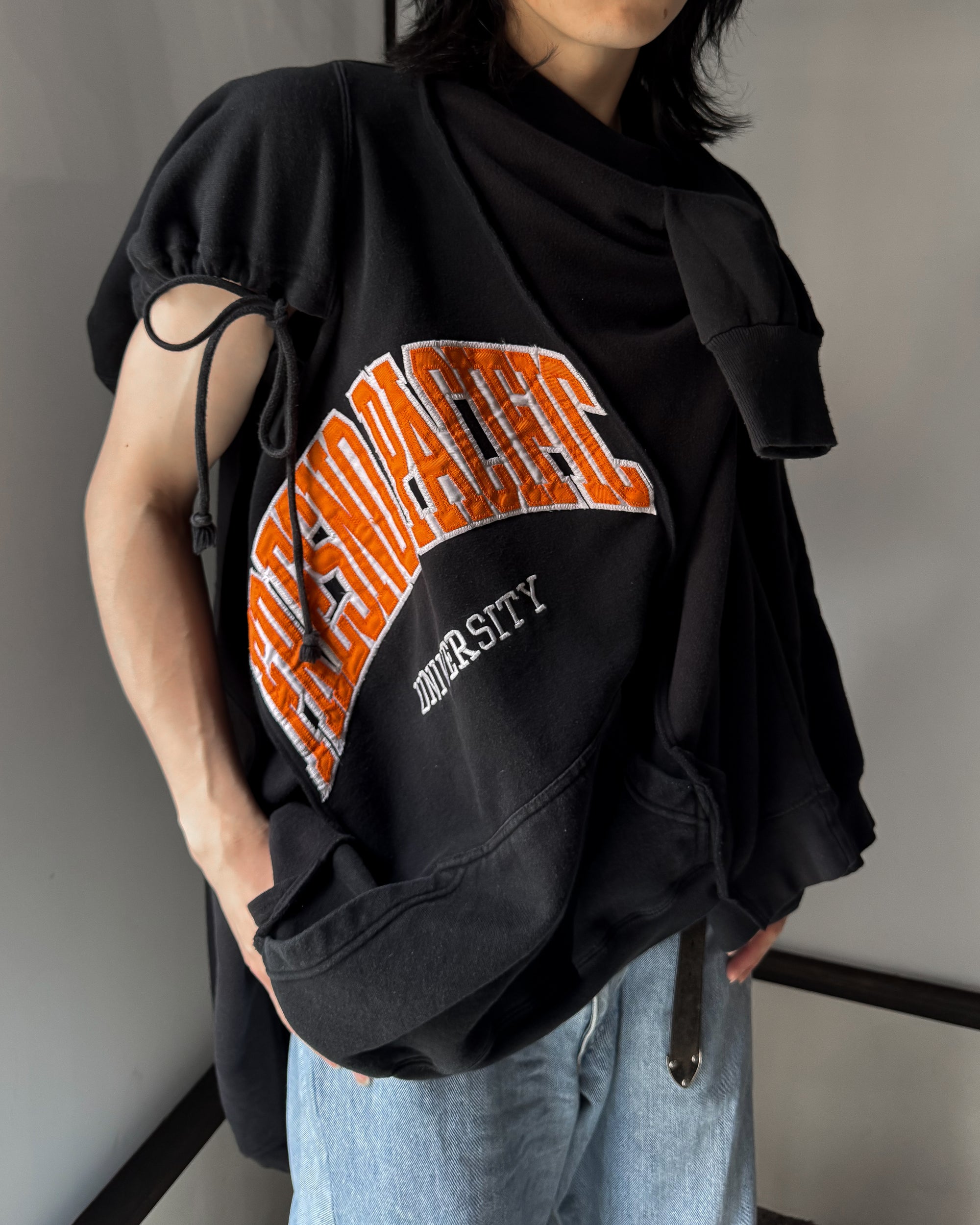 ID25-018 / two face sweat【C】