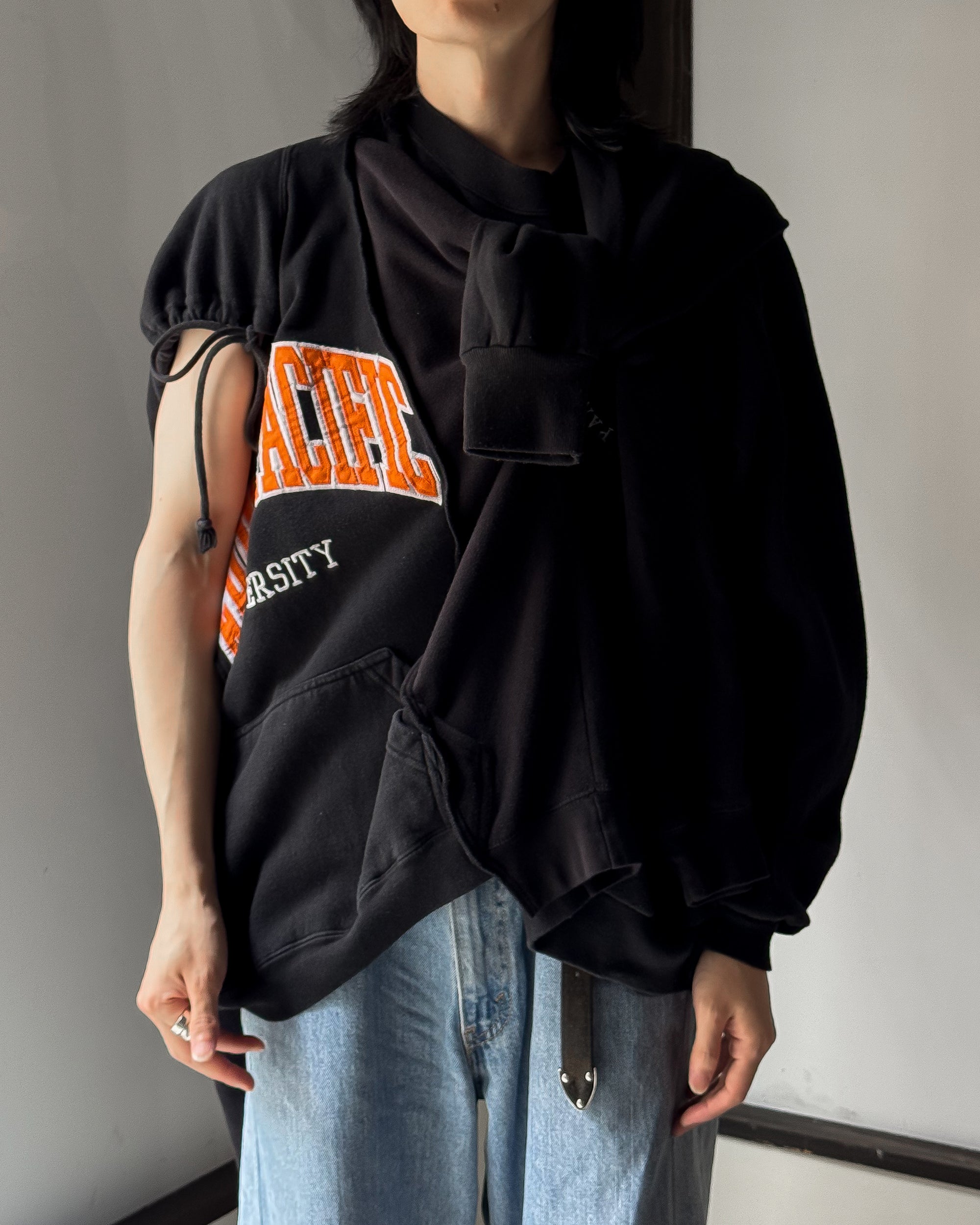 ID25-018 / two face sweat【C】