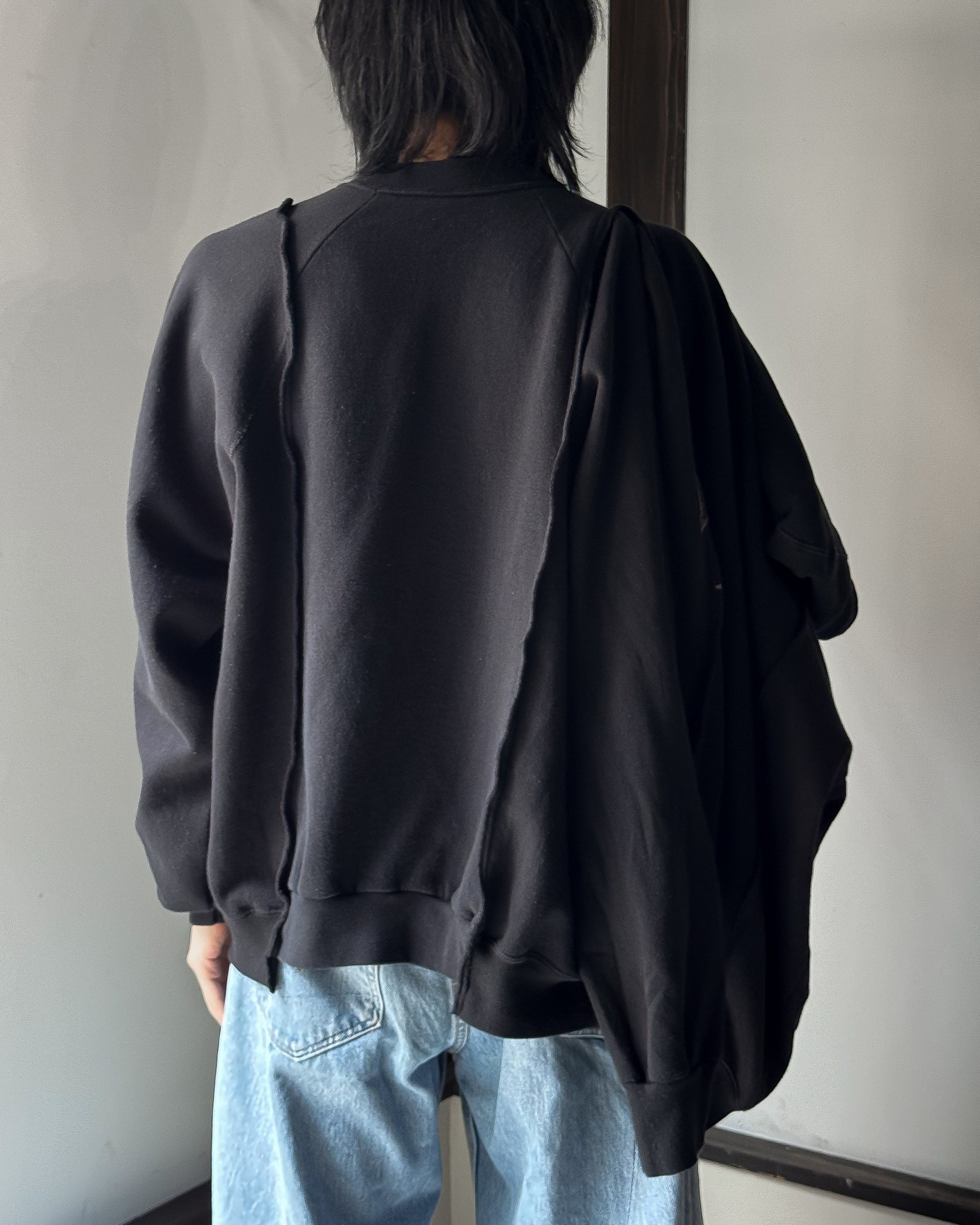 ID25-018 / two face sweat【C】