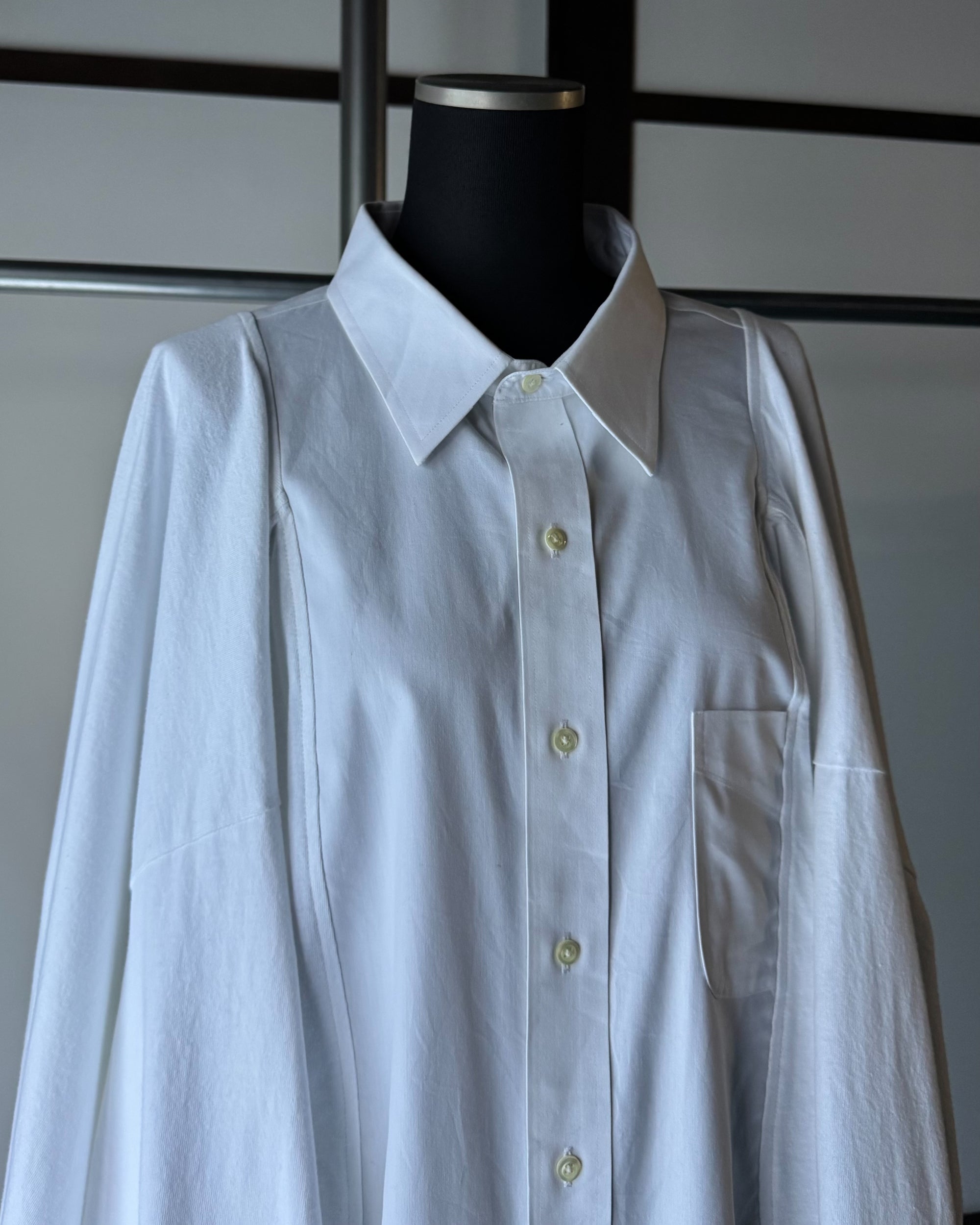 ID25-032-F / docking avant-garde shirt【A】
