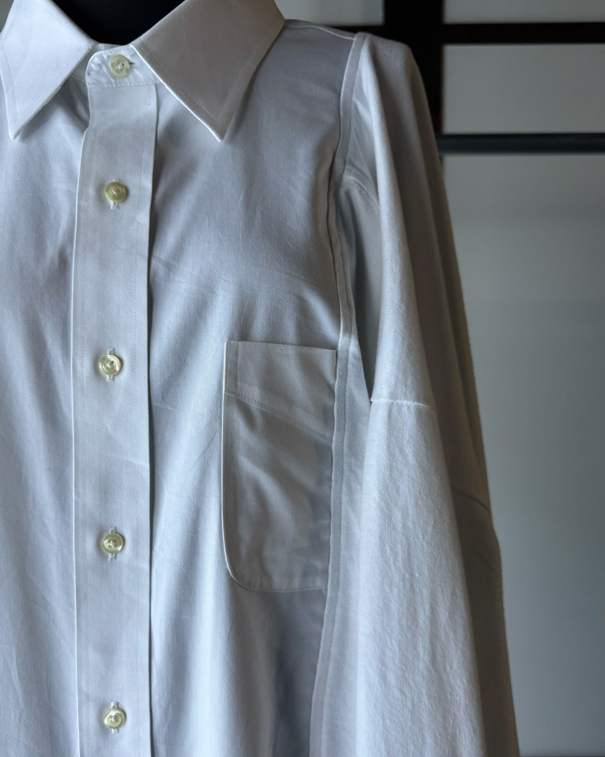ID25-032-F / docking avant-garde shirt【A】