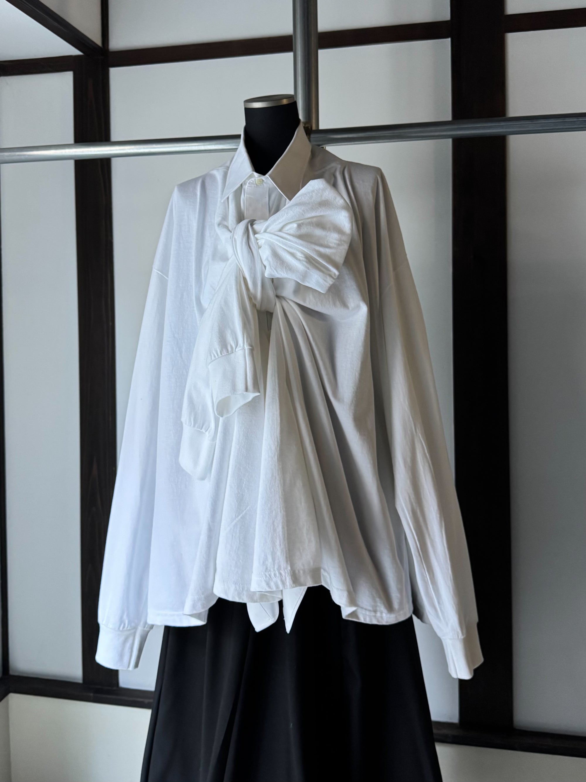 ID25-032-F / docking avant-garde shirt【A】