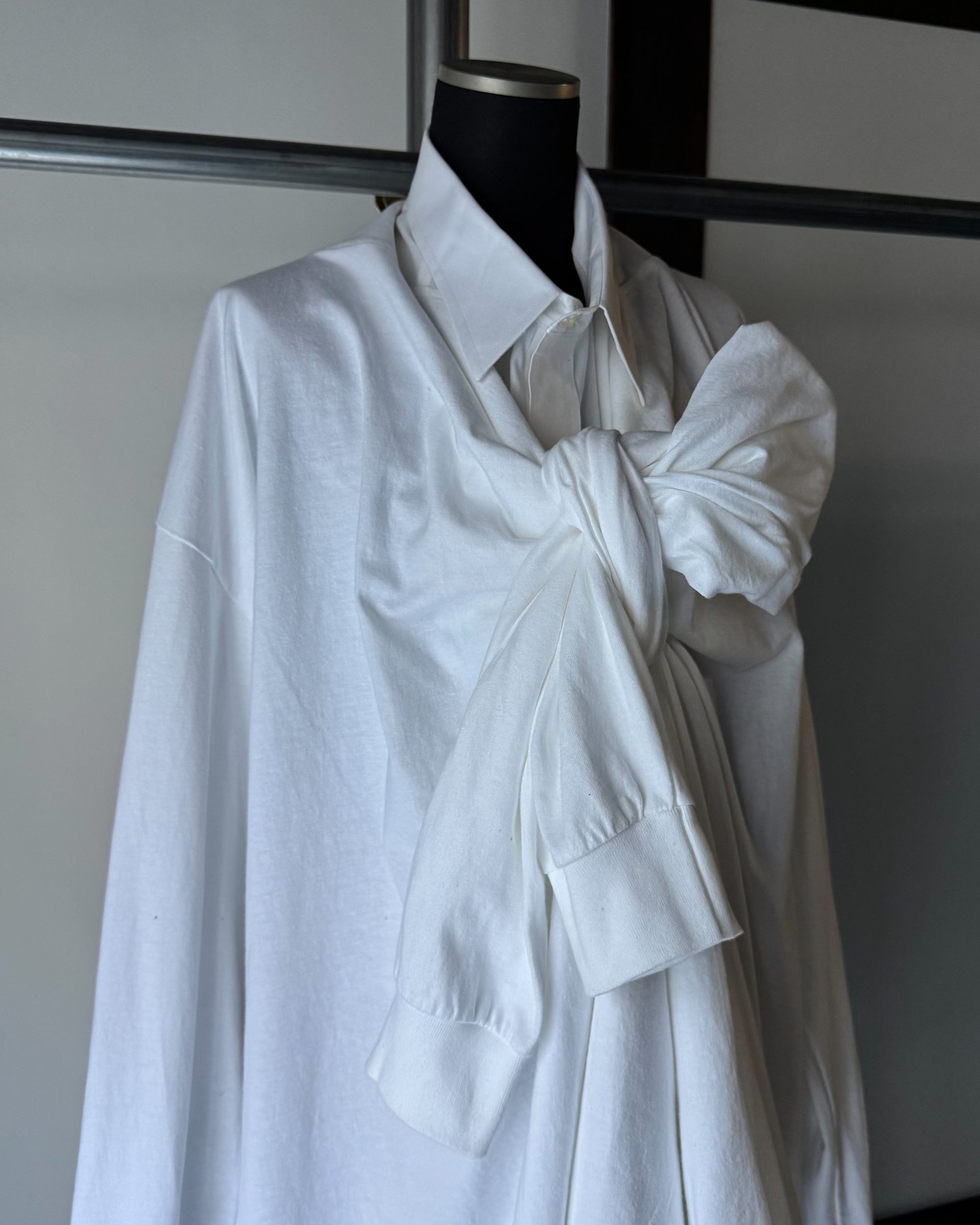 ID25-032-F / docking avant-garde shirt【A】