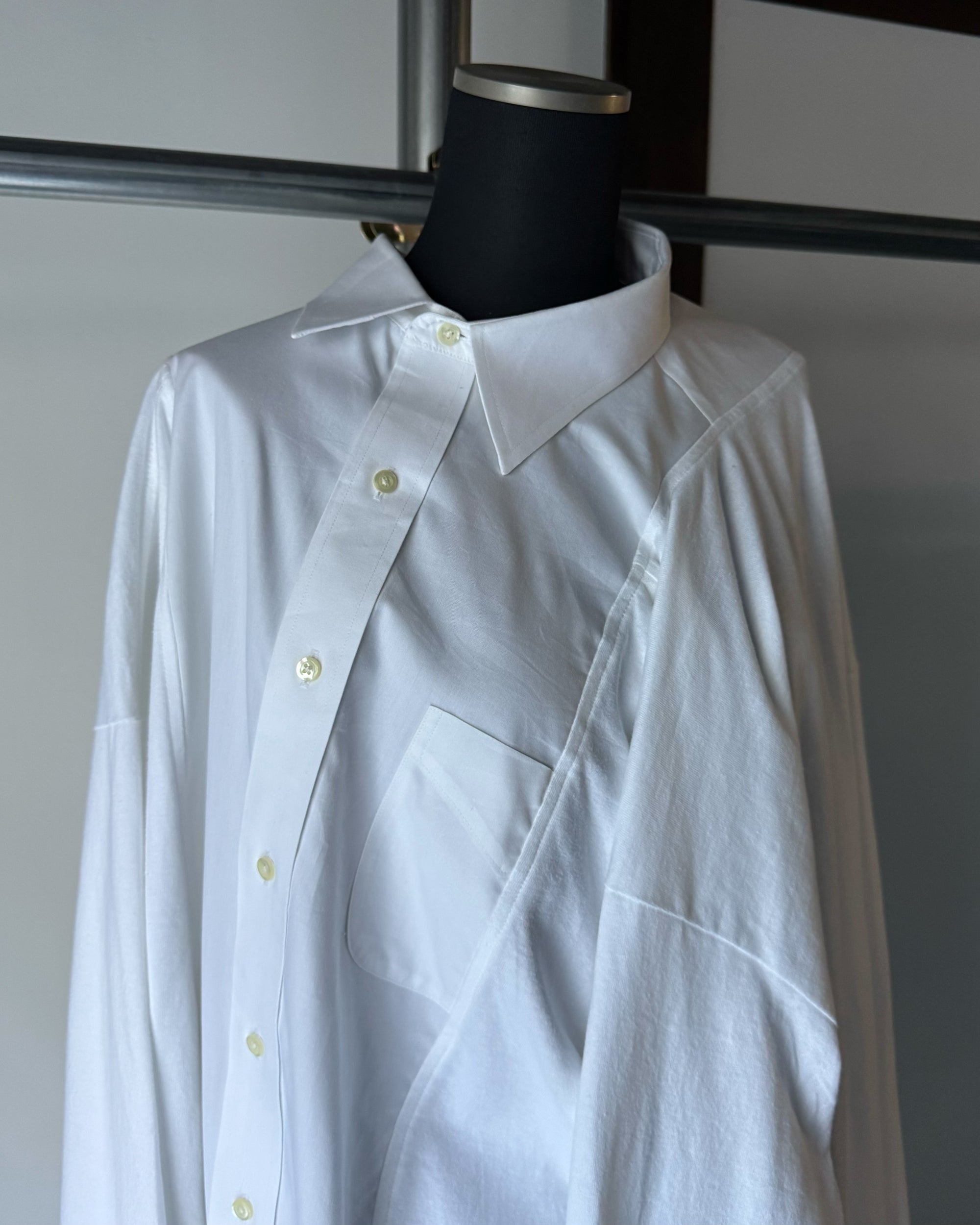 ID25-032-F / docking avant-garde shirt【A】