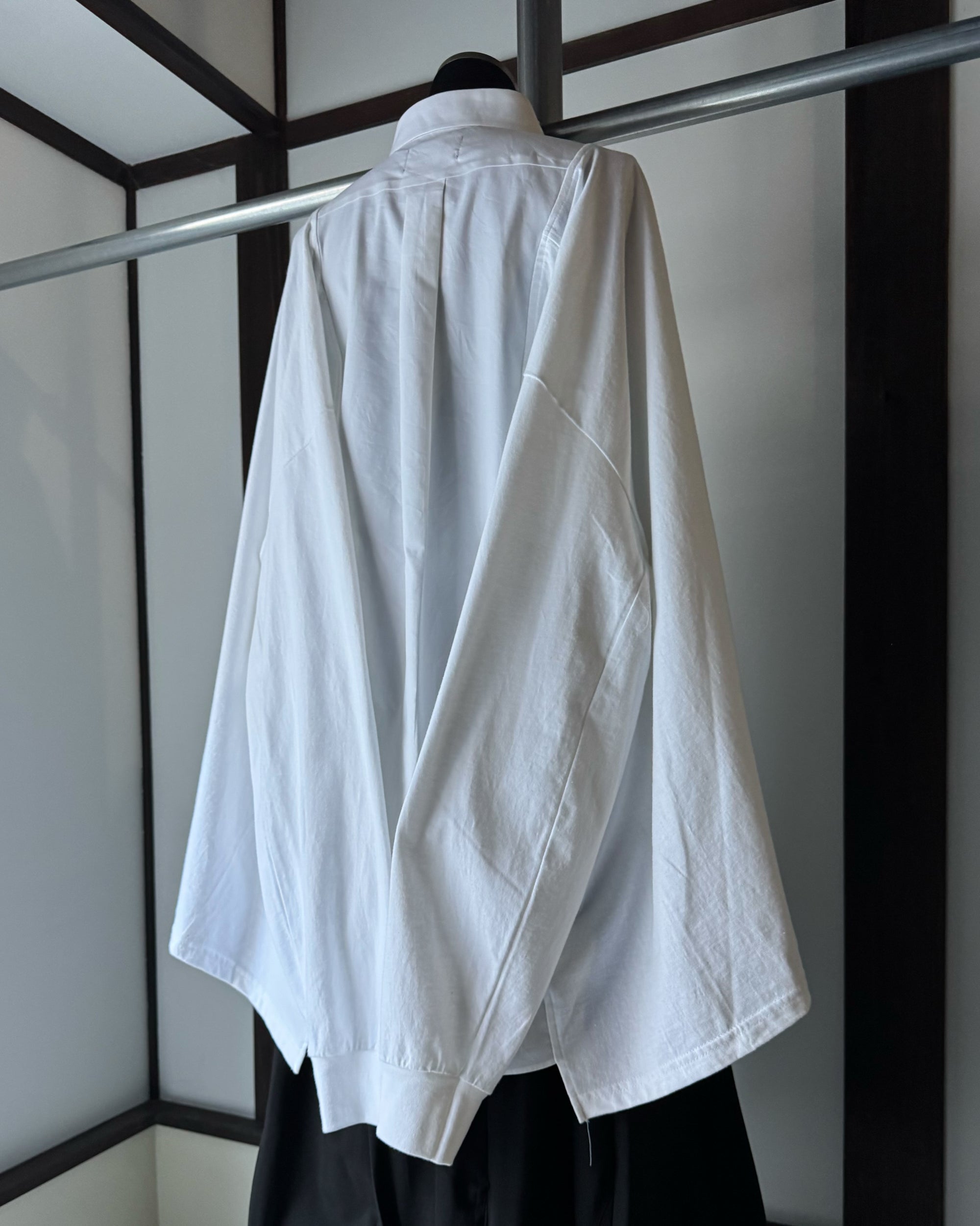 ID25-032-F / docking avant-garde shirt【A】