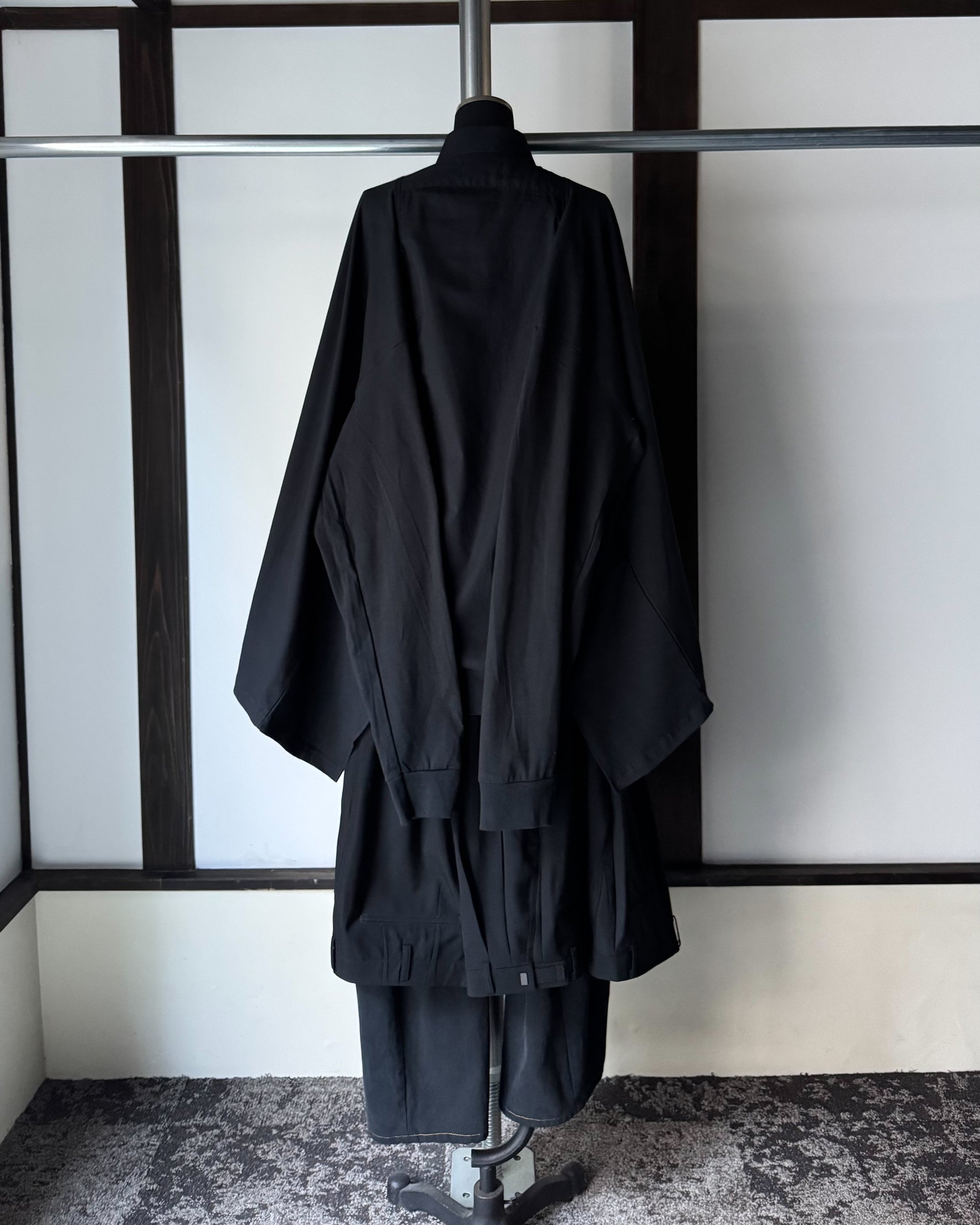 ID25-032-F / docking avant-garde shirt【B】