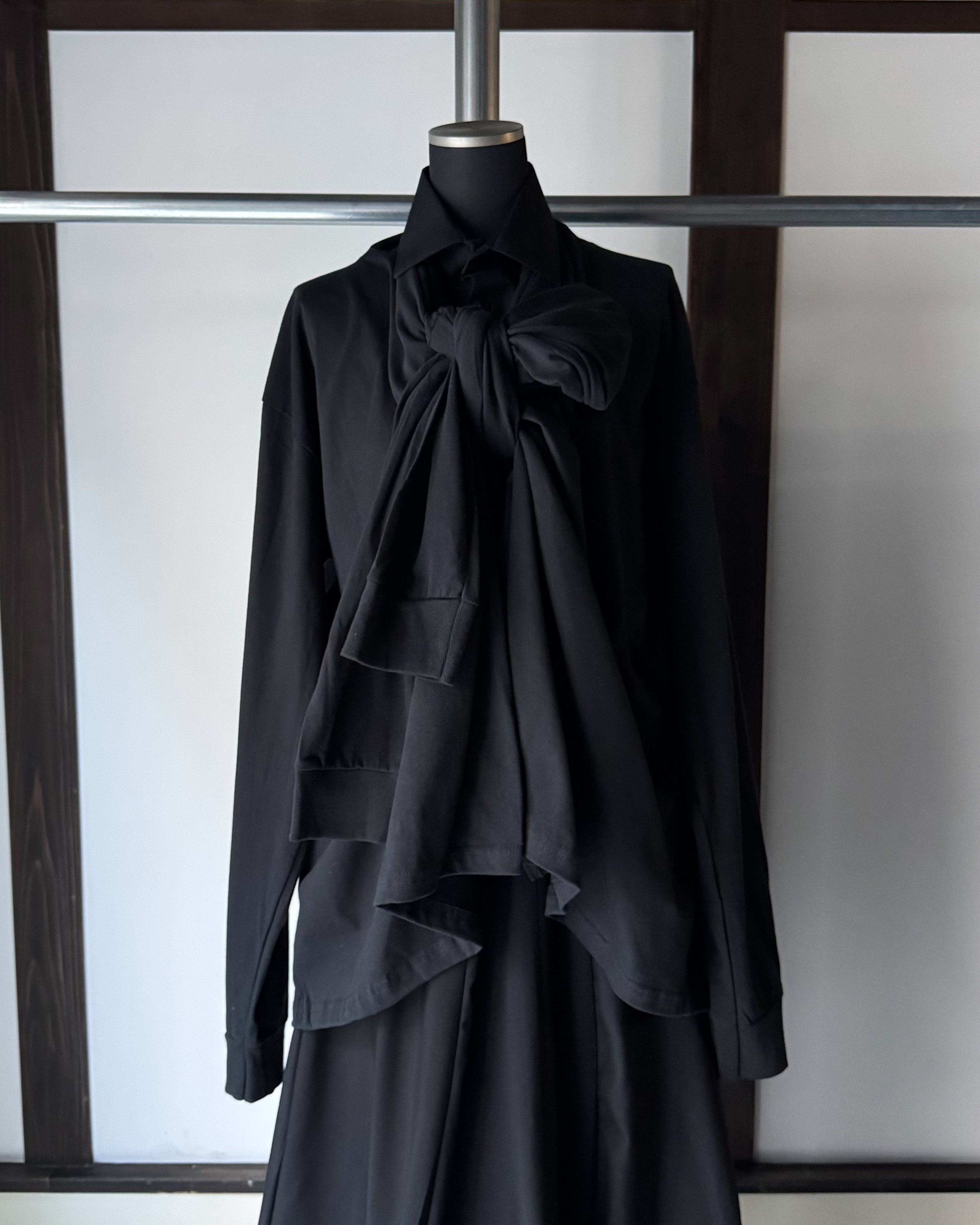 ID25-032-F / docking avant-garde shirt【B】